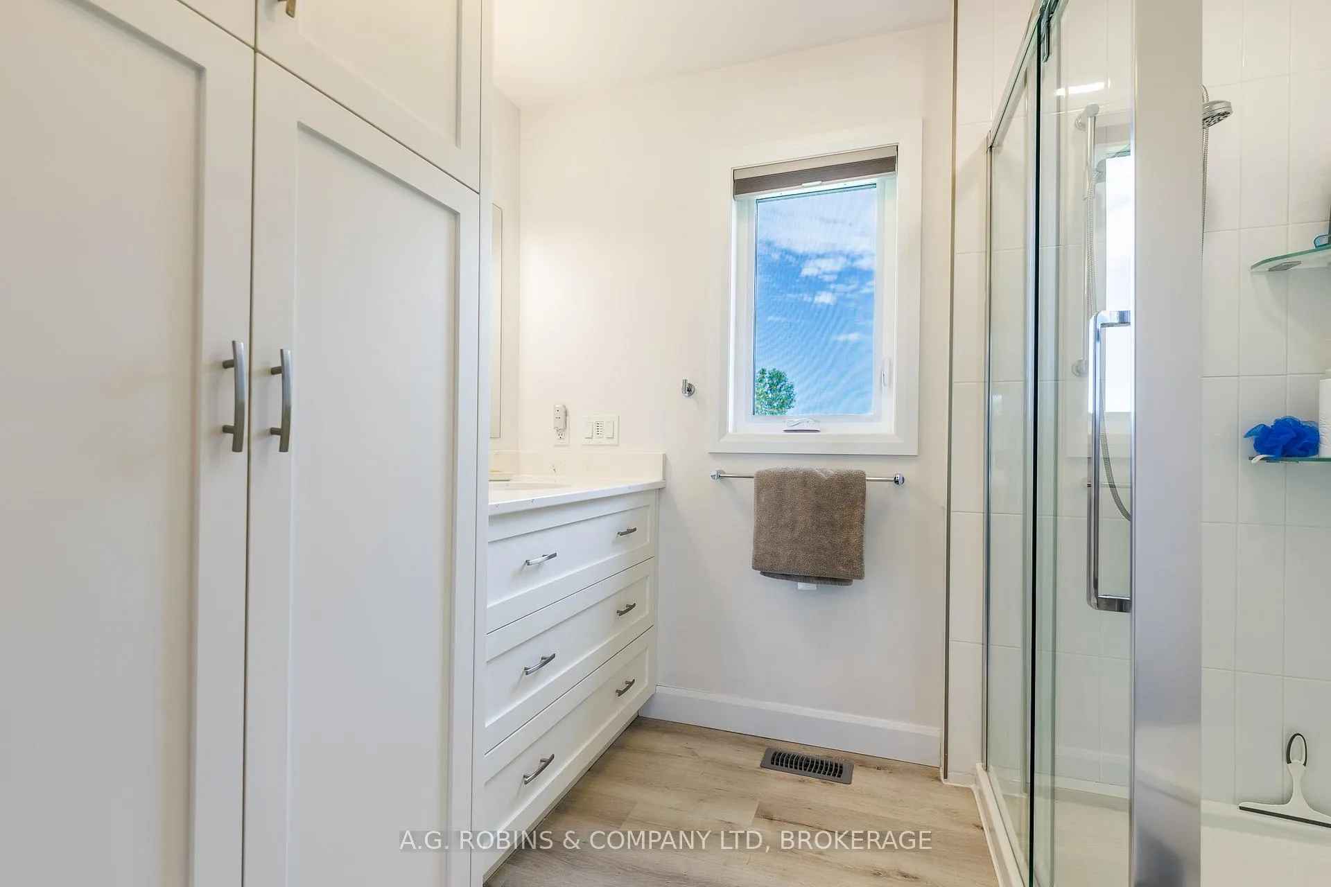 Photo 33 of 11716 Lakeshore Road, Wainfleet, Lakeshore — HOMEH
