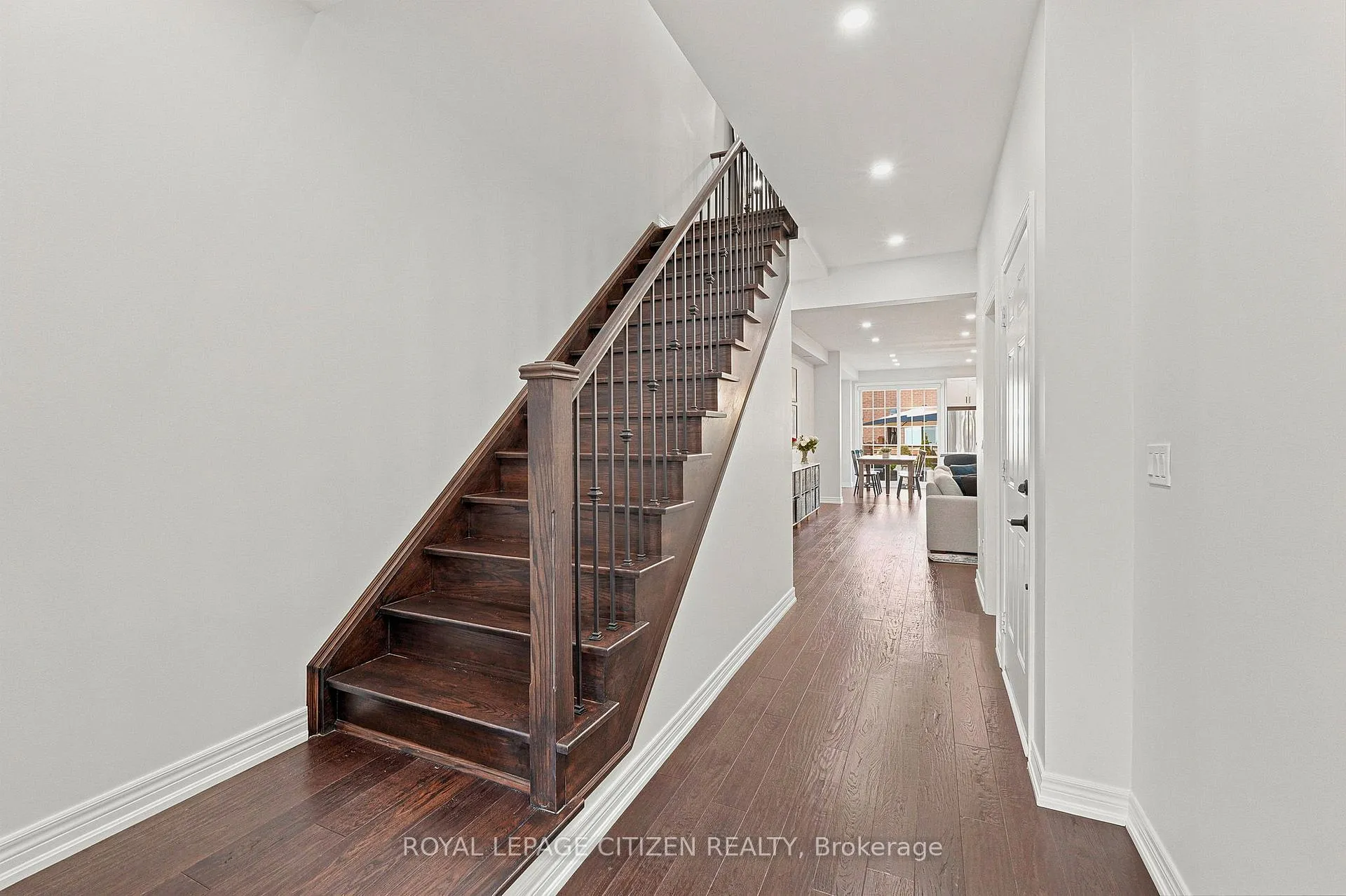 Photo 5 of 6 Alexie Way, Vaughan, Vellore Village — HOMEH