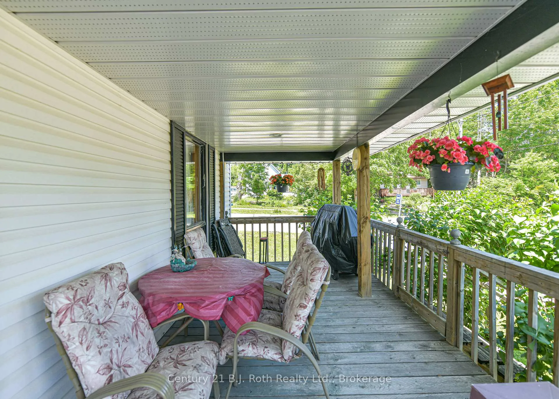 Photo 6 of 139 Borland Street E, Orillia — HOMEH