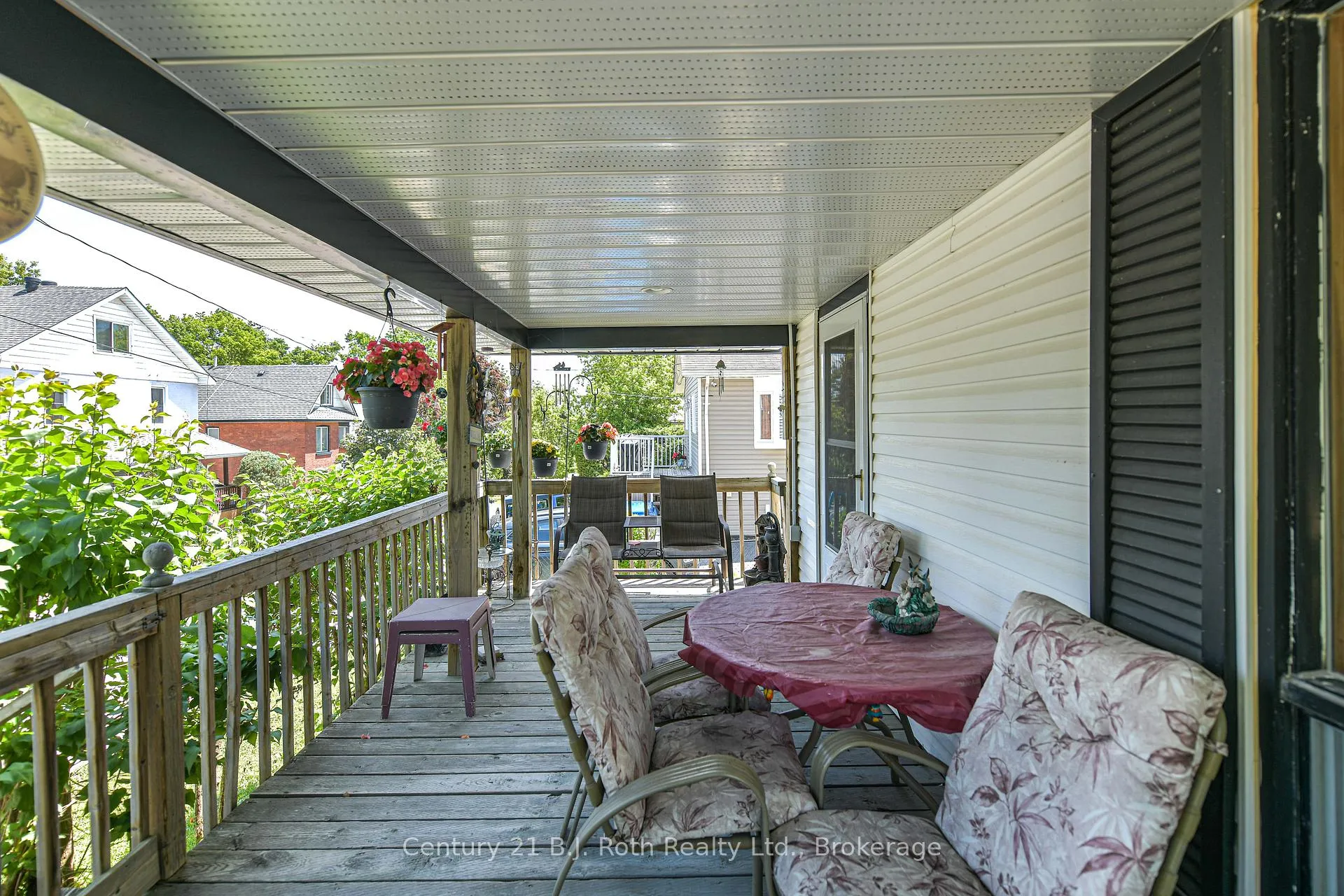 Photo 8 of 139 Borland Street E, Orillia — HOMEH