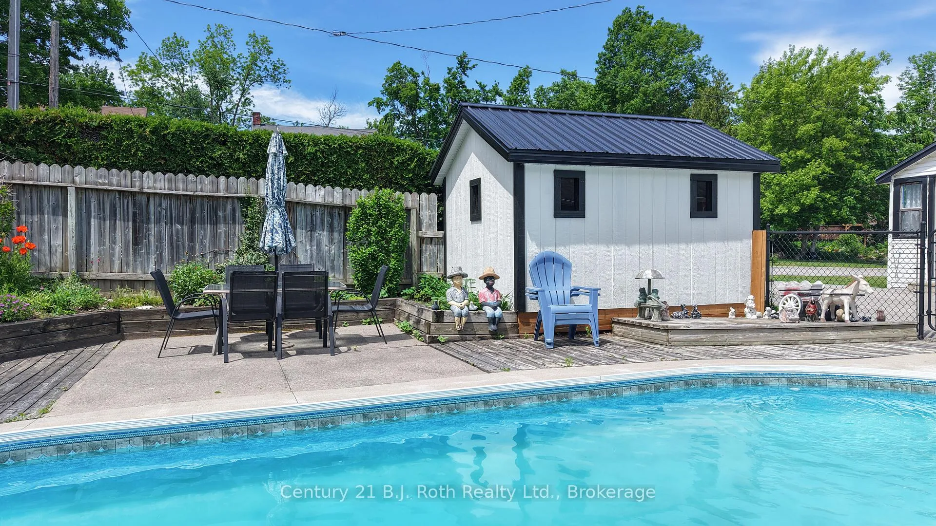 Photo 15 of 139 Borland Street E, Orillia — HOMEH