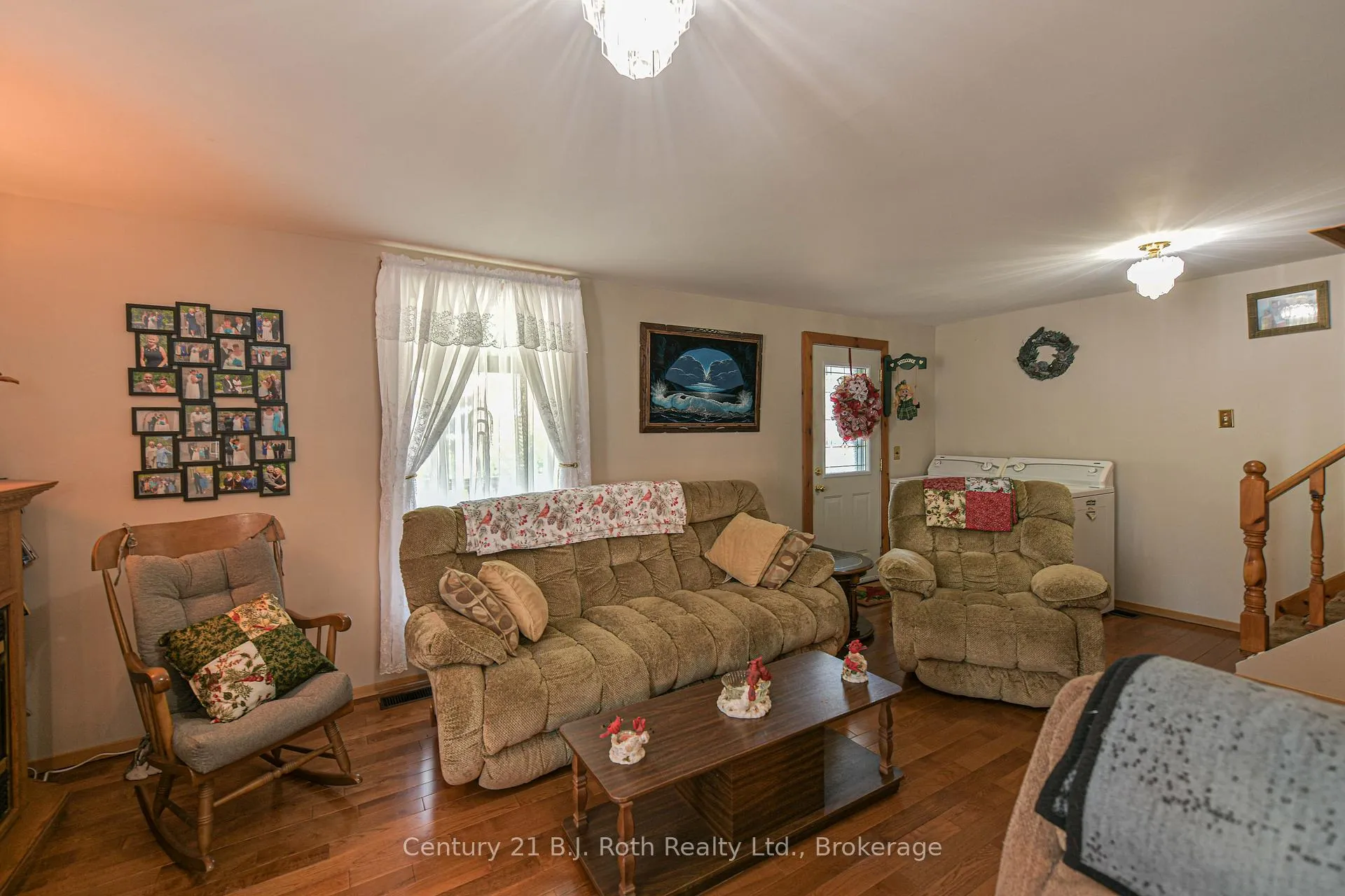 Photo 29 of 139 Borland Street E, Orillia — HOMEH