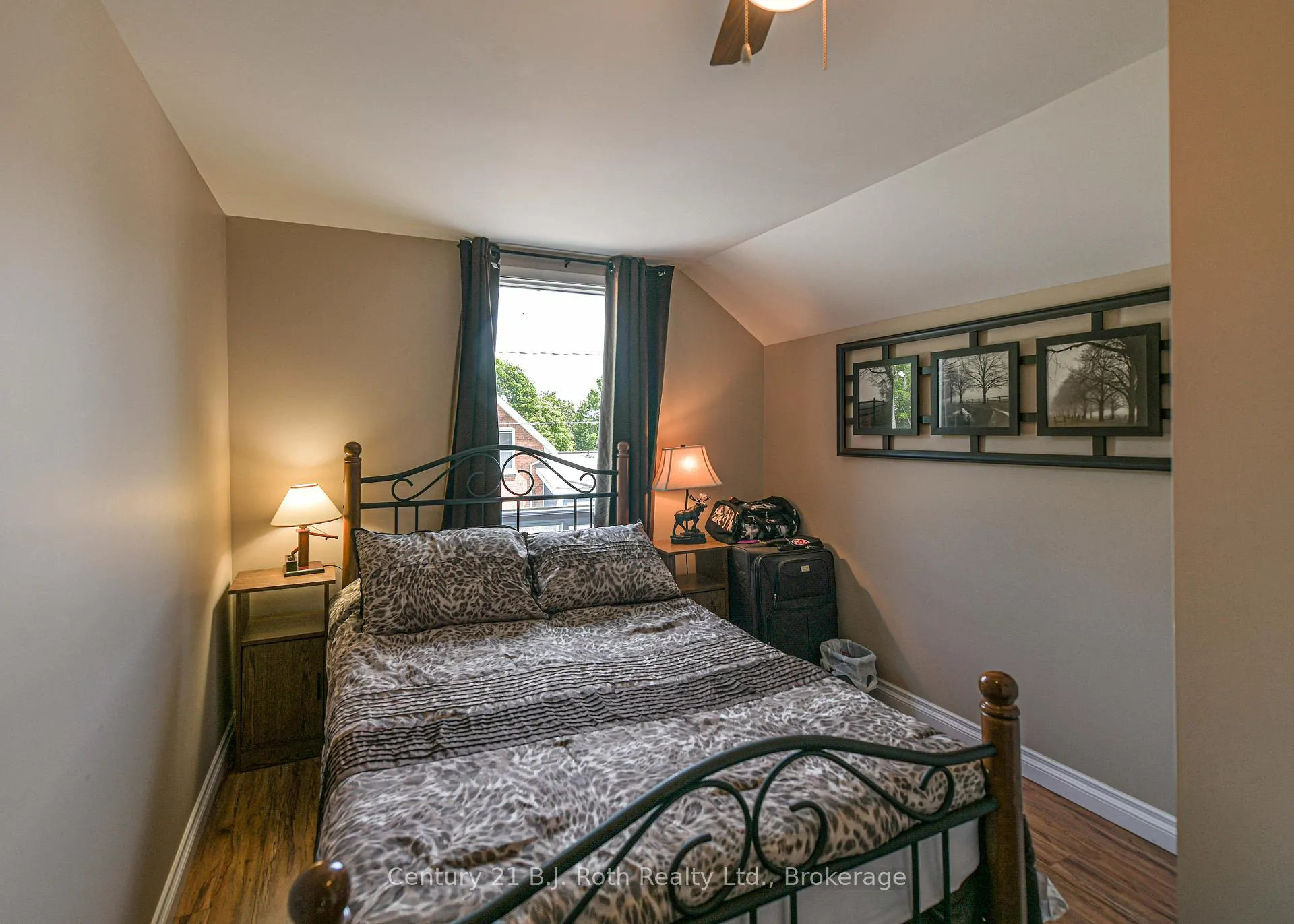 Photo 37 of 139 Borland Street E, Orillia — HOMEH