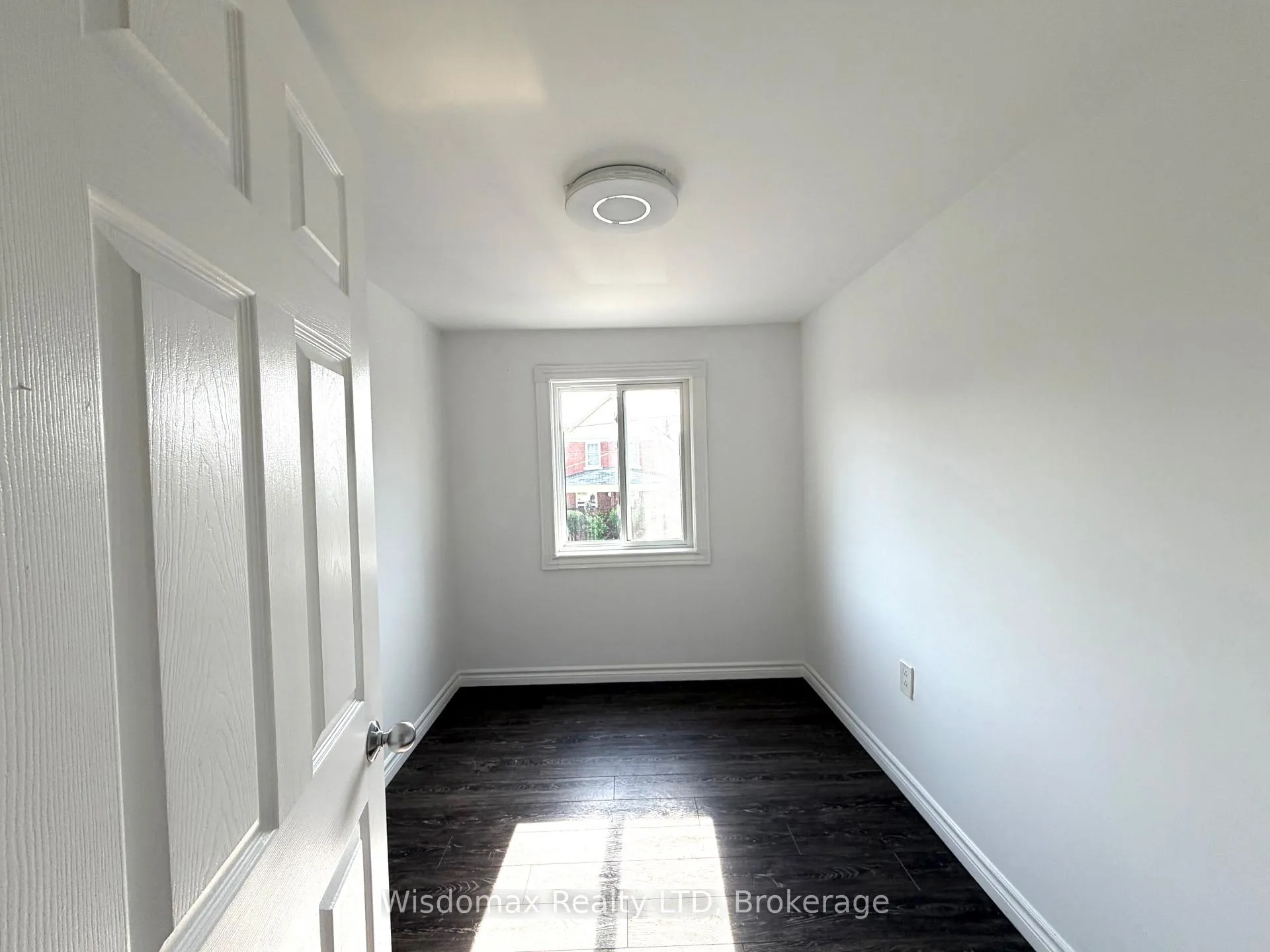 Photo 10 of 4104 Muir Avenue, Niagara Falls, Downtown — HOMEH