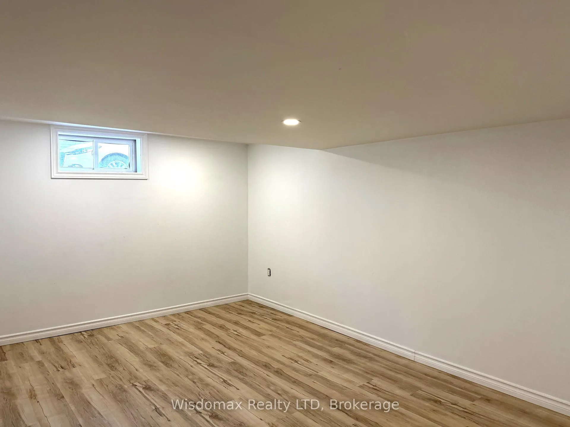 Photo 14 of 4104 Muir Avenue, Niagara Falls, Downtown — HOMEH