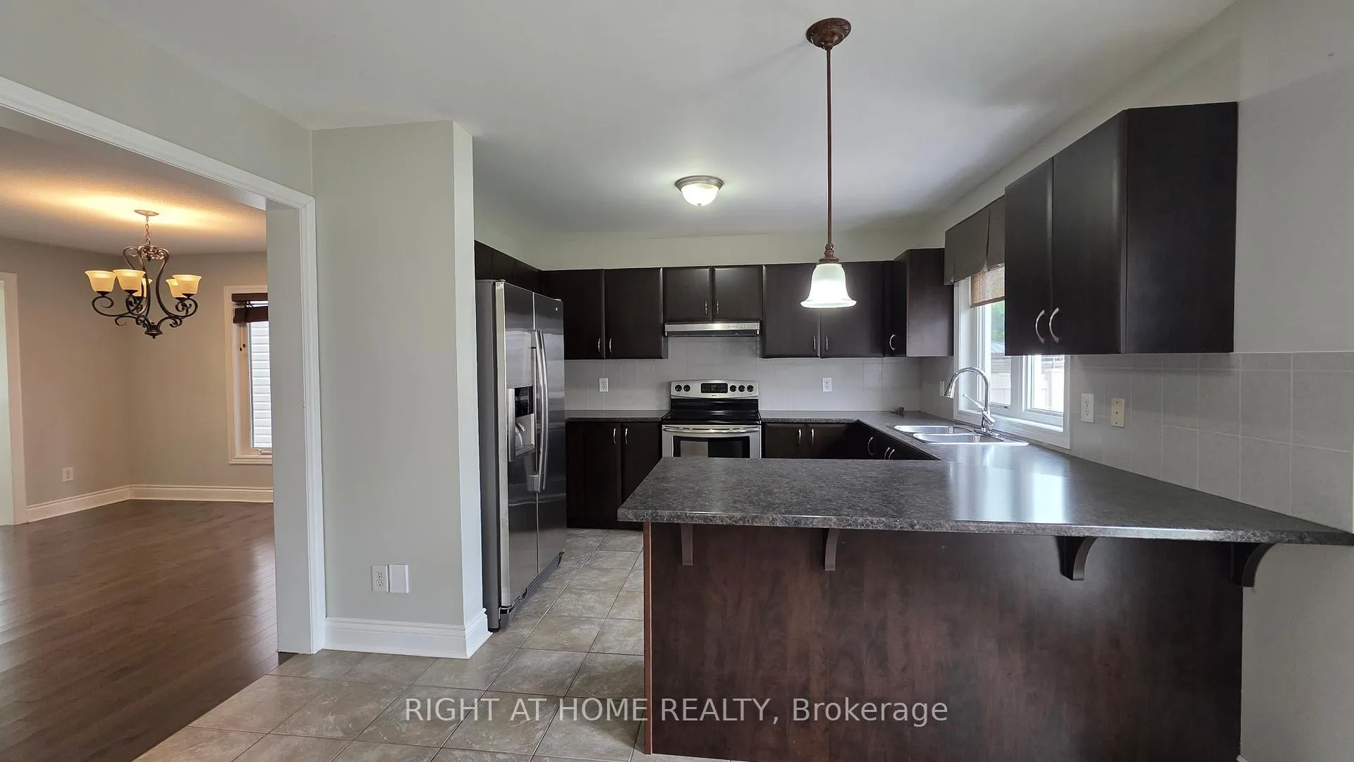 Photo 9 of 3588 Cambrian Rd Cambrian Road, Ottawa, Barrhaven - Half Moon Bay — HOMEH
