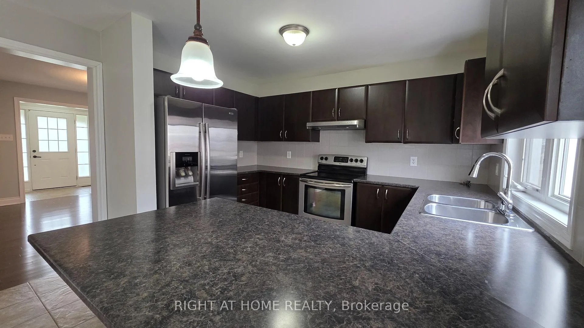 Photo 19 of 3588 Cambrian Rd Cambrian Road, Ottawa, Barrhaven - Half Moon Bay — HOMEH