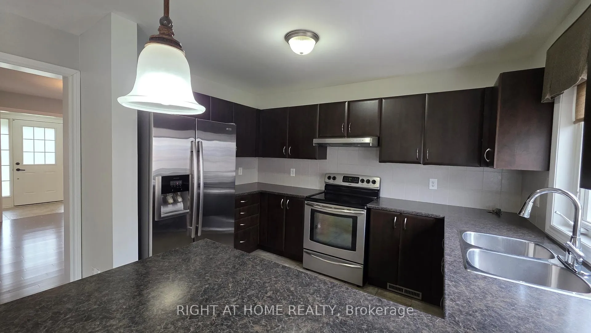 Photo 20 of 3588 Cambrian Rd Cambrian Road, Ottawa, Barrhaven - Half Moon Bay — HOMEH