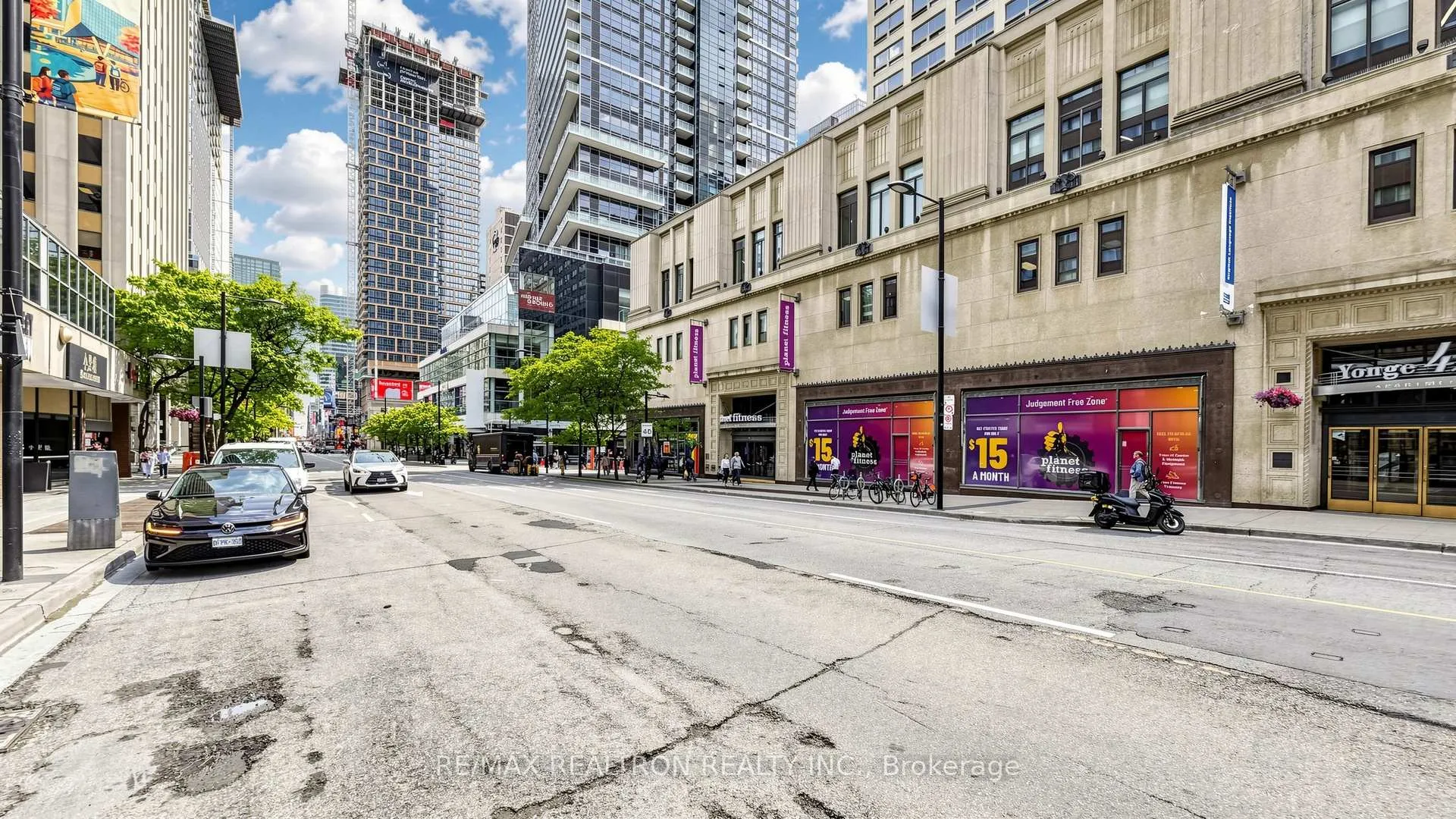 Photo 32 of 30 McGill Street, Toronto, Church-Yonge Corridor — HOMEH
