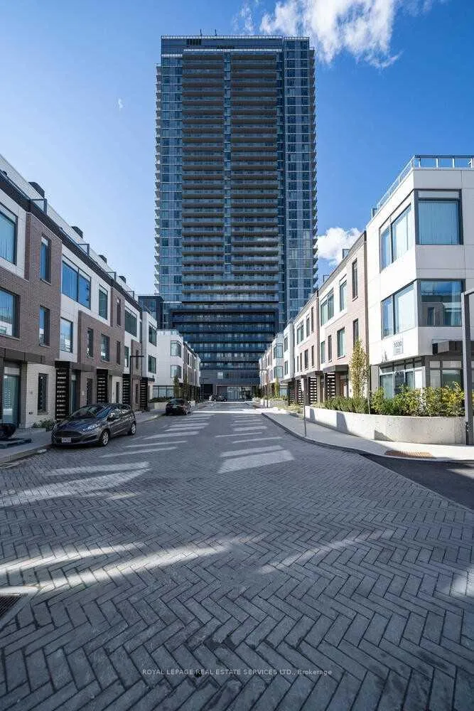 Photo 3 of Unit 2118, 7895 Jane Street E, Vaughan, Concord — HOMEH
