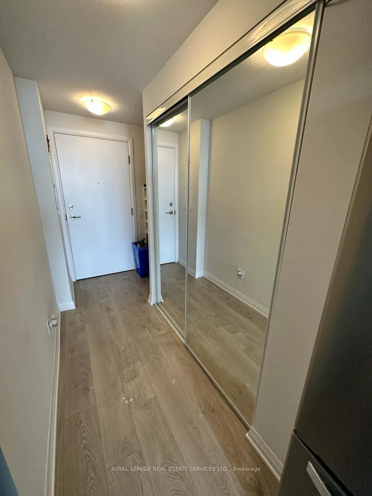 Photo 6 of Unit 2118, 7895 Jane Street E, Vaughan, Concord — HOMEH