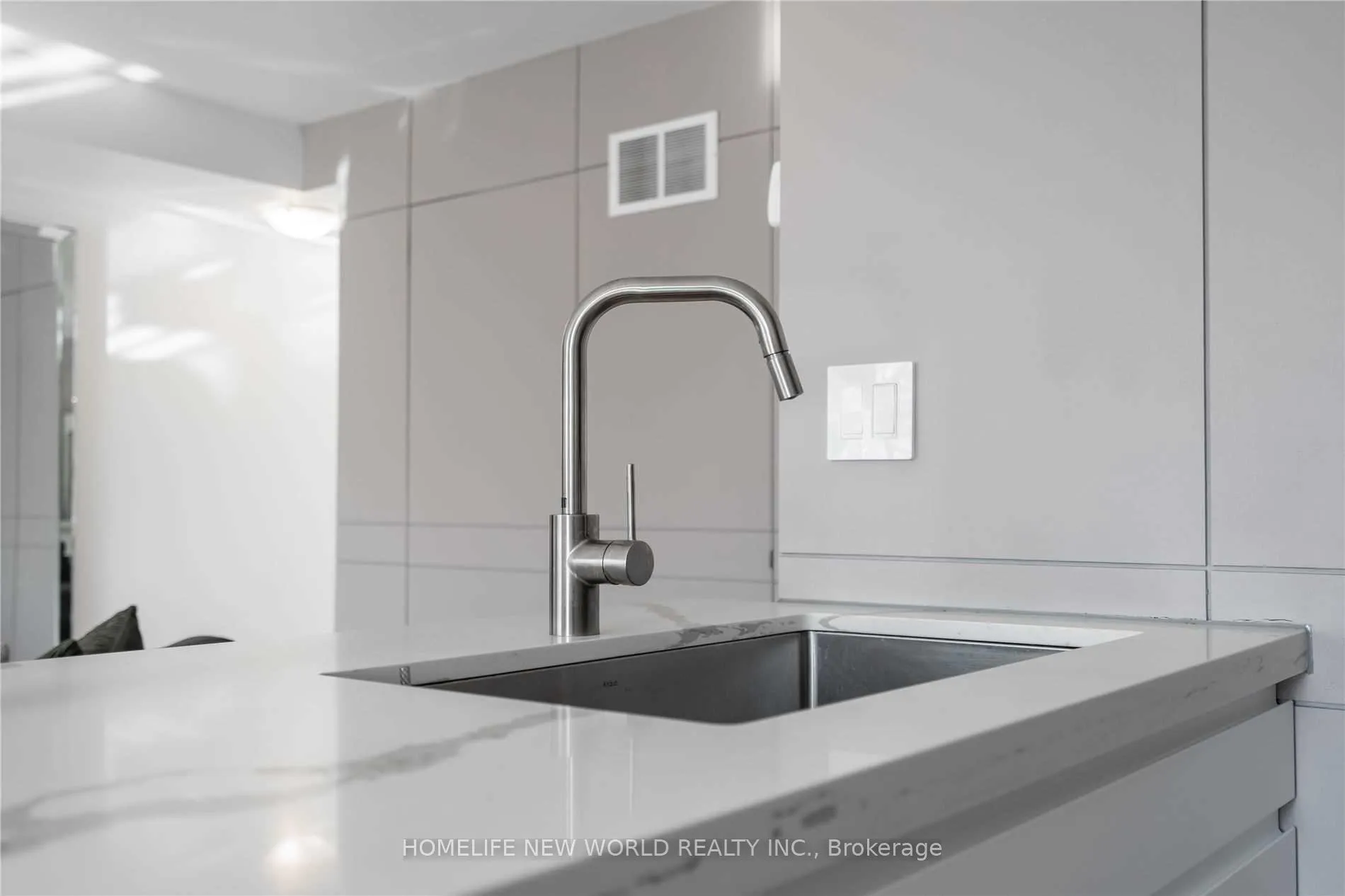 Photo 6 of Unit 2814, 21 Westmeath Lane, Markham, Cornell — HOMEH