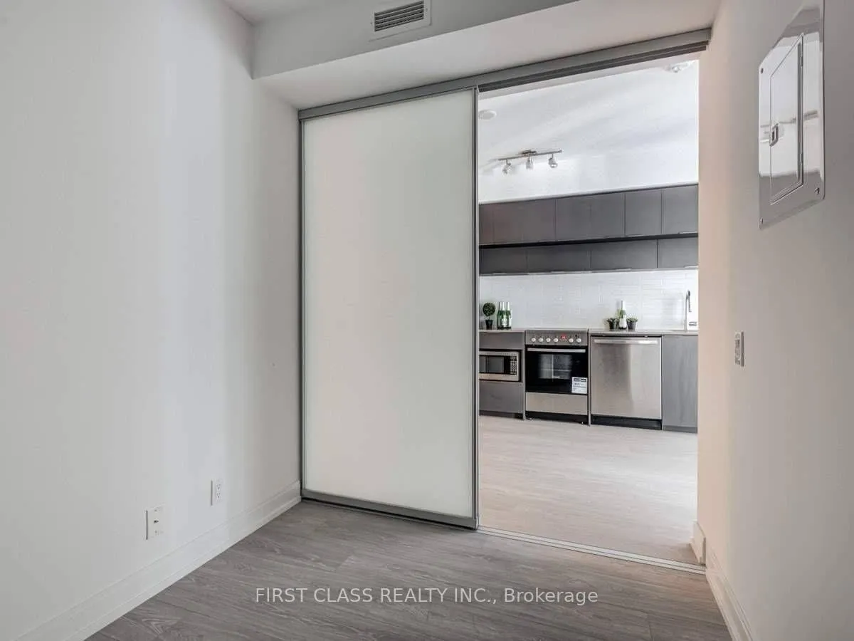 Photo 8 of Unit 1002, 181 Dundas Street E, Toronto, Moss Park — HOMEH