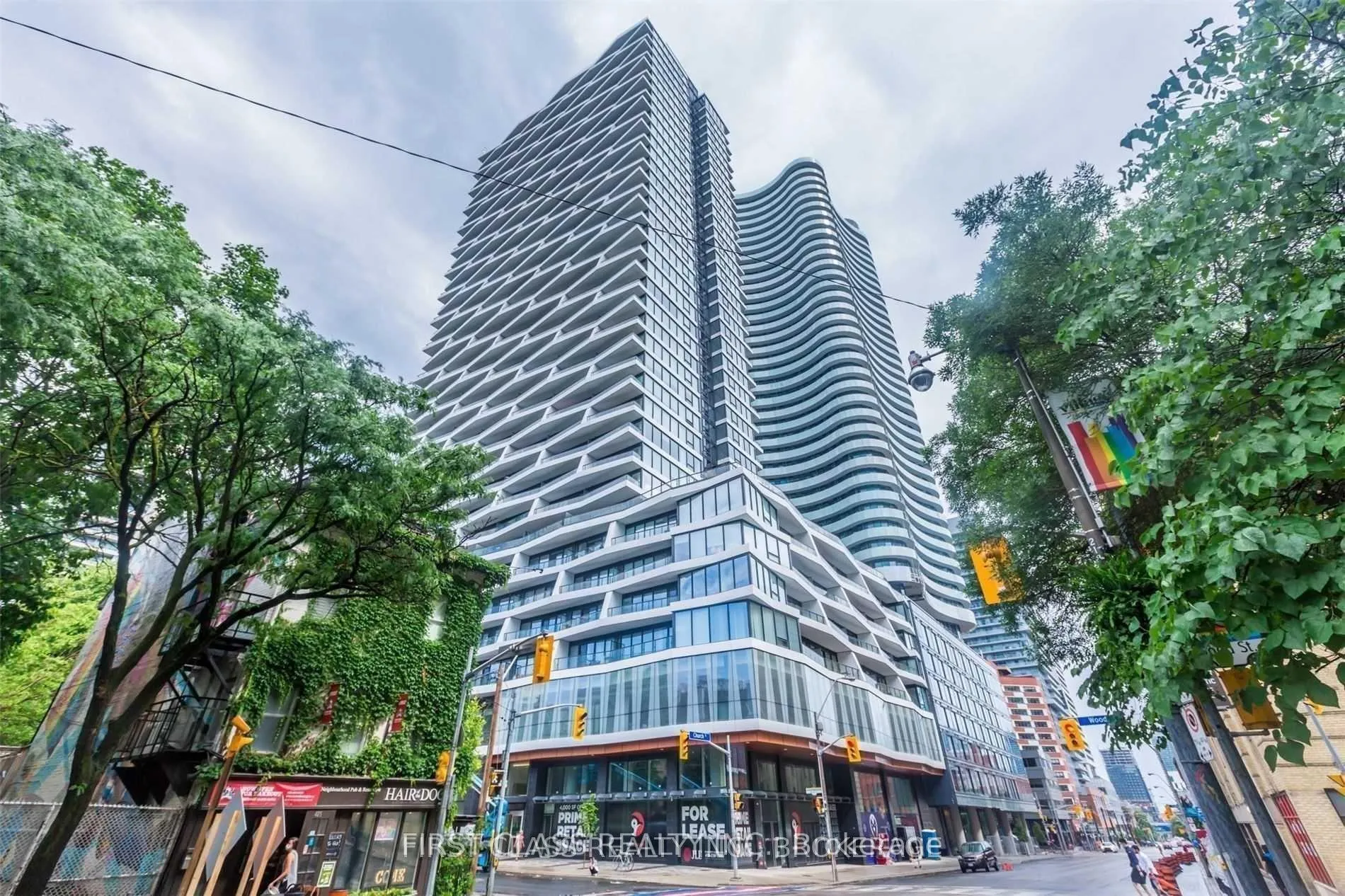 Front of Unit 2310, 85 Wood Street