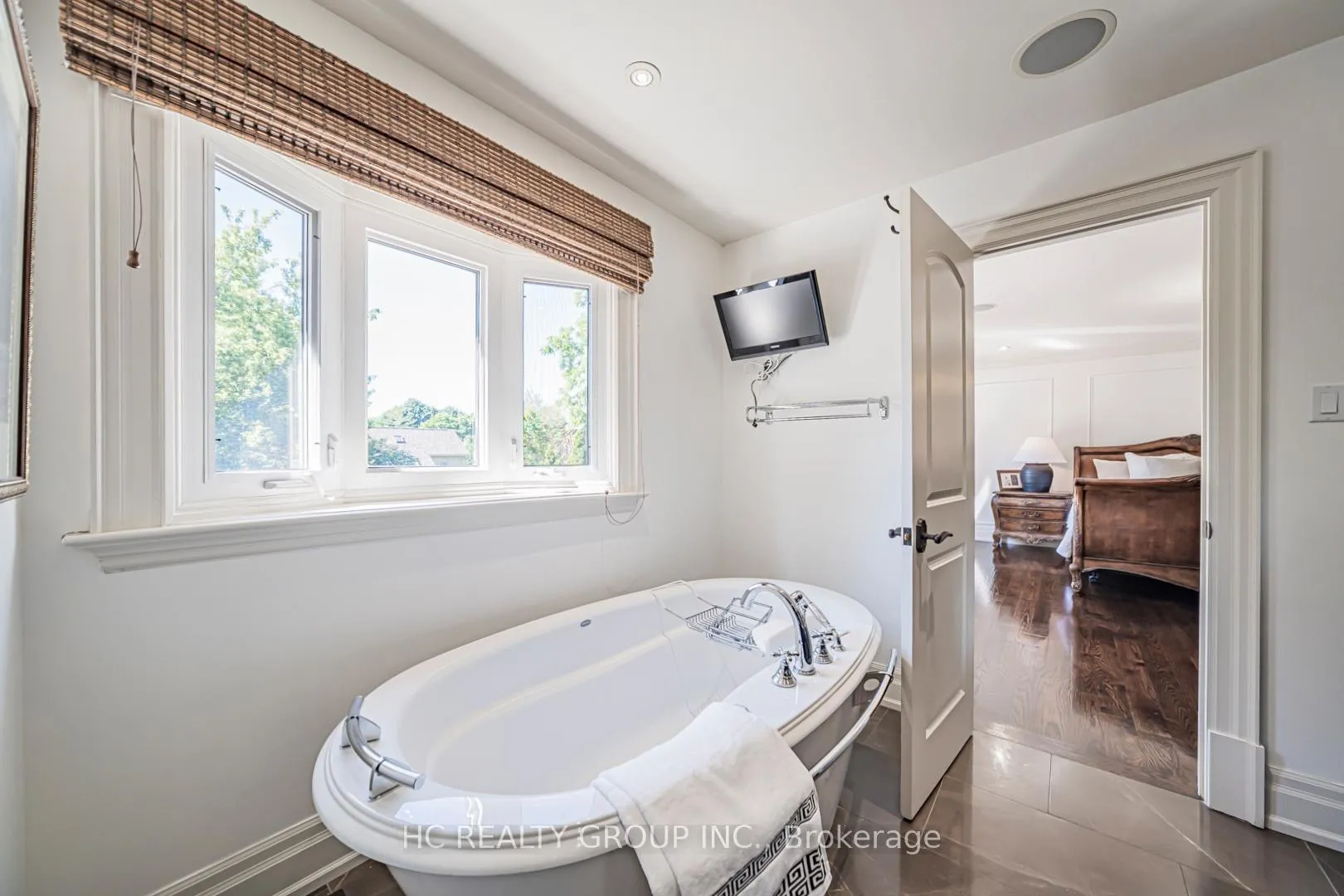 Photo 26 of 75 Yorkminster Road, North York, St. Andrew-Windfields — HOMEH
