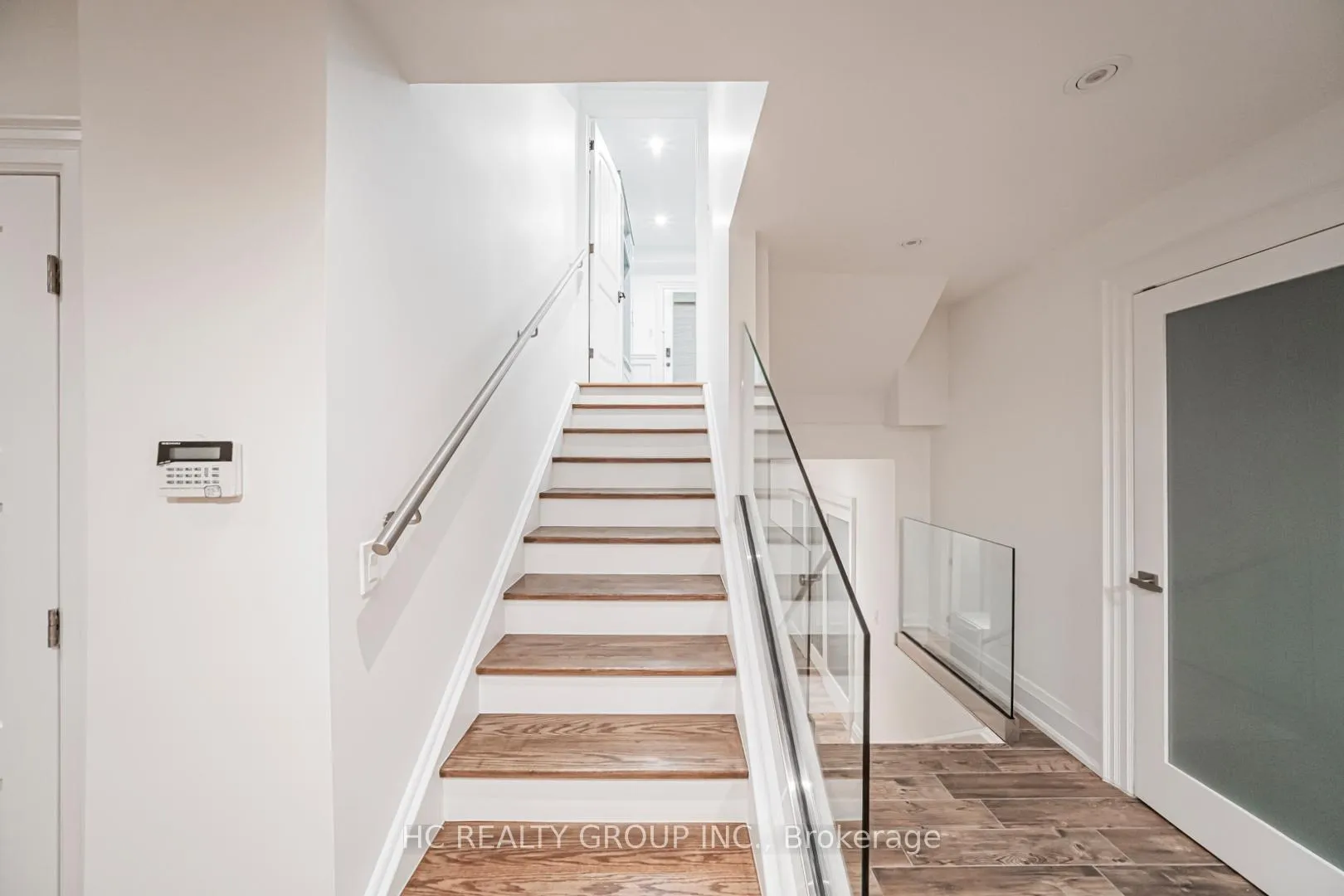 Photo 37 of 75 Yorkminster Road, North York, St. Andrew-Windfields — HOMEH