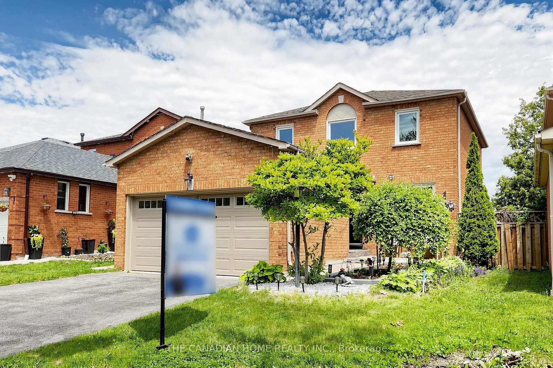 Photo 2 of 5 Woodstone Place, Whitby, Pringle Creek — HOMEH