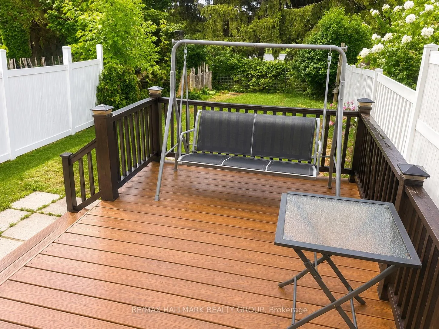 Photo 27 of 64 Exeter Drive, Ottawa, Barrhaven - On the Green — HOMEH
