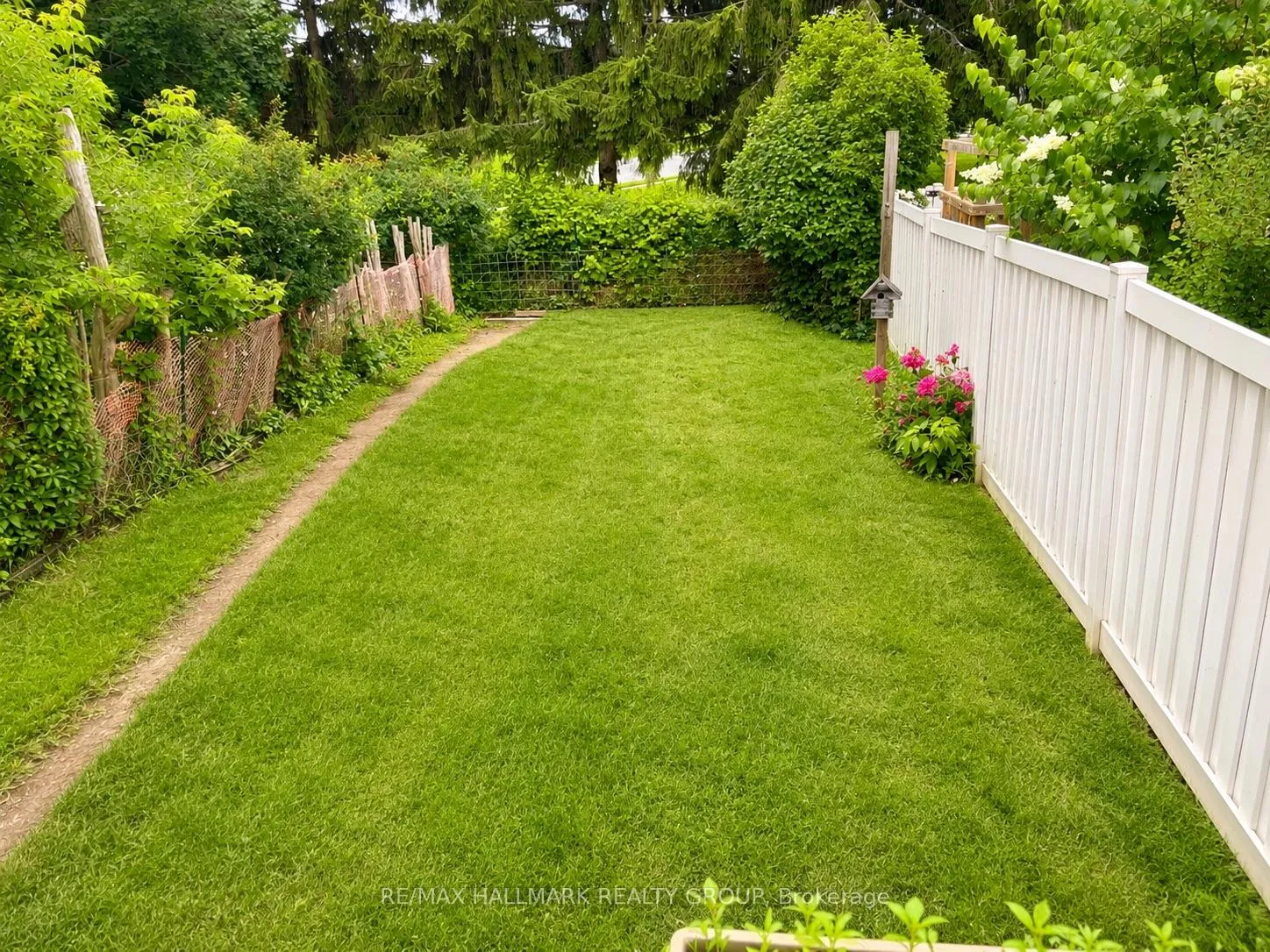 Photo 28 of 64 Exeter Drive, Ottawa, Barrhaven - On the Green — HOMEH