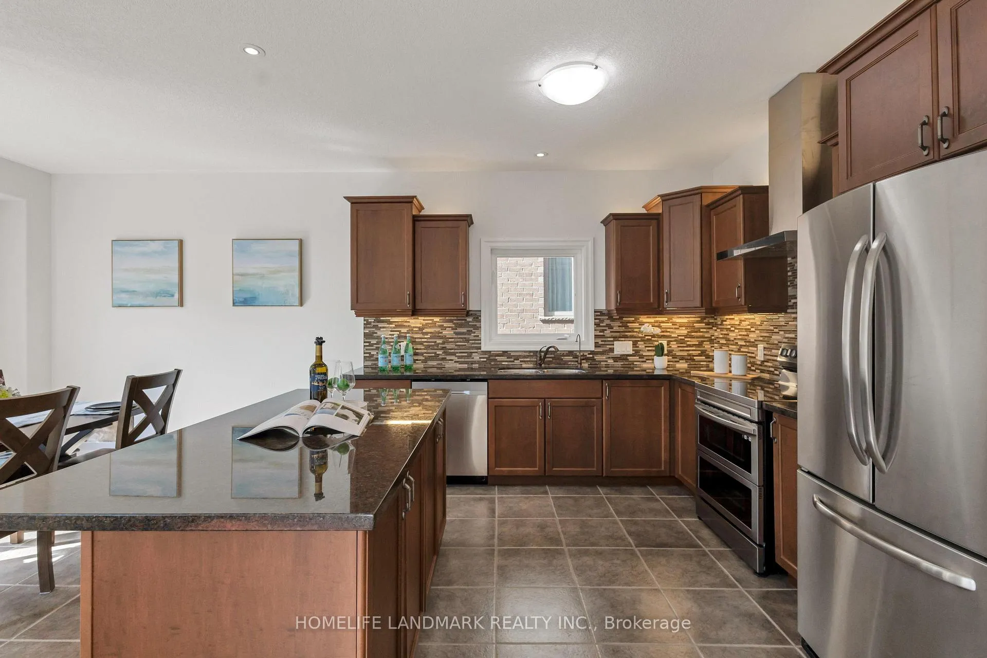 Photo 18 of 341 Zeller Drive, Kitchener, Grand River South — HOMEH