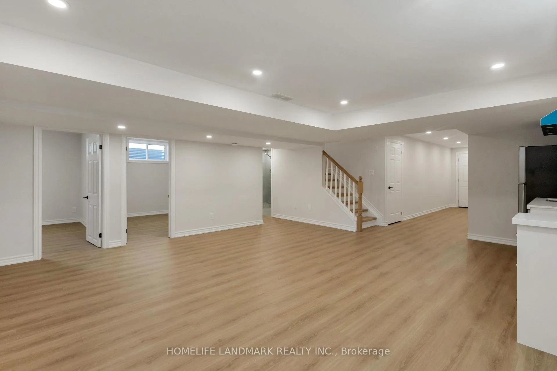 Photo 36 of 341 Zeller Drive, Kitchener, Grand River South — HOMEH