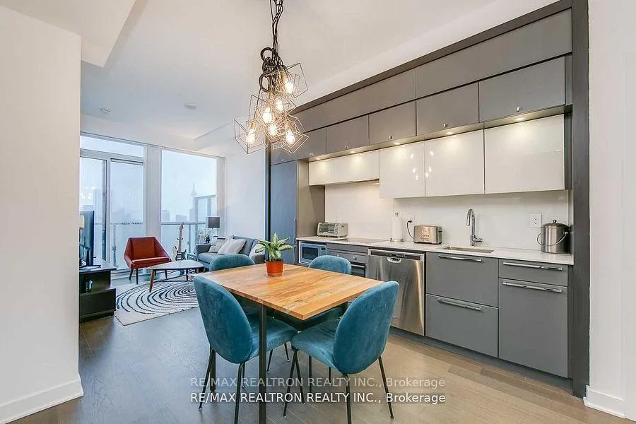 Photo 3 of Unit 3702, 15 Grenville Street, Toronto, Bay Street Corridor — HOMEH