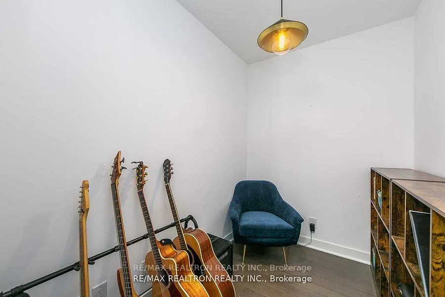 Photo 7 of Unit 3702, 15 Grenville Street, Toronto, Bay Street Corridor — HOMEH