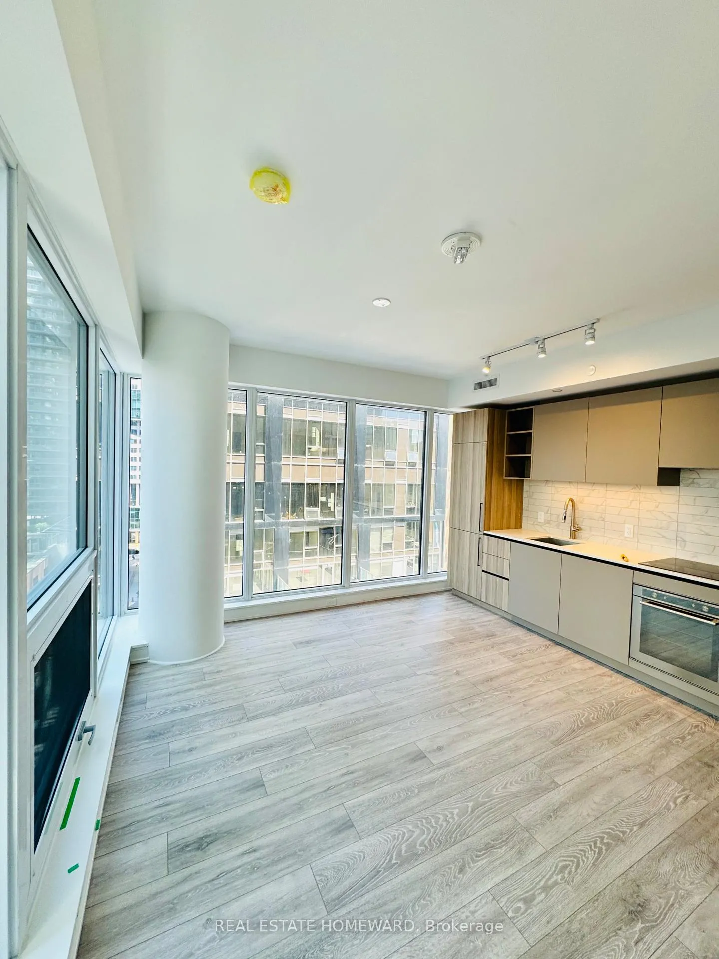 Photo 12 of Unit 1109, 55 Mercer Street, Toronto, Waterfront Communities — HOMEH