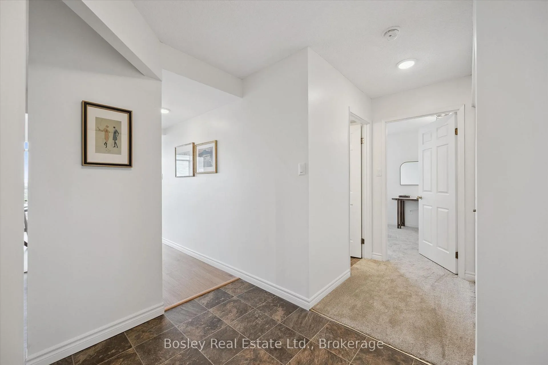 Photo 5 of Unit 907, 1414 King Street E, Kitchener — HOMEH