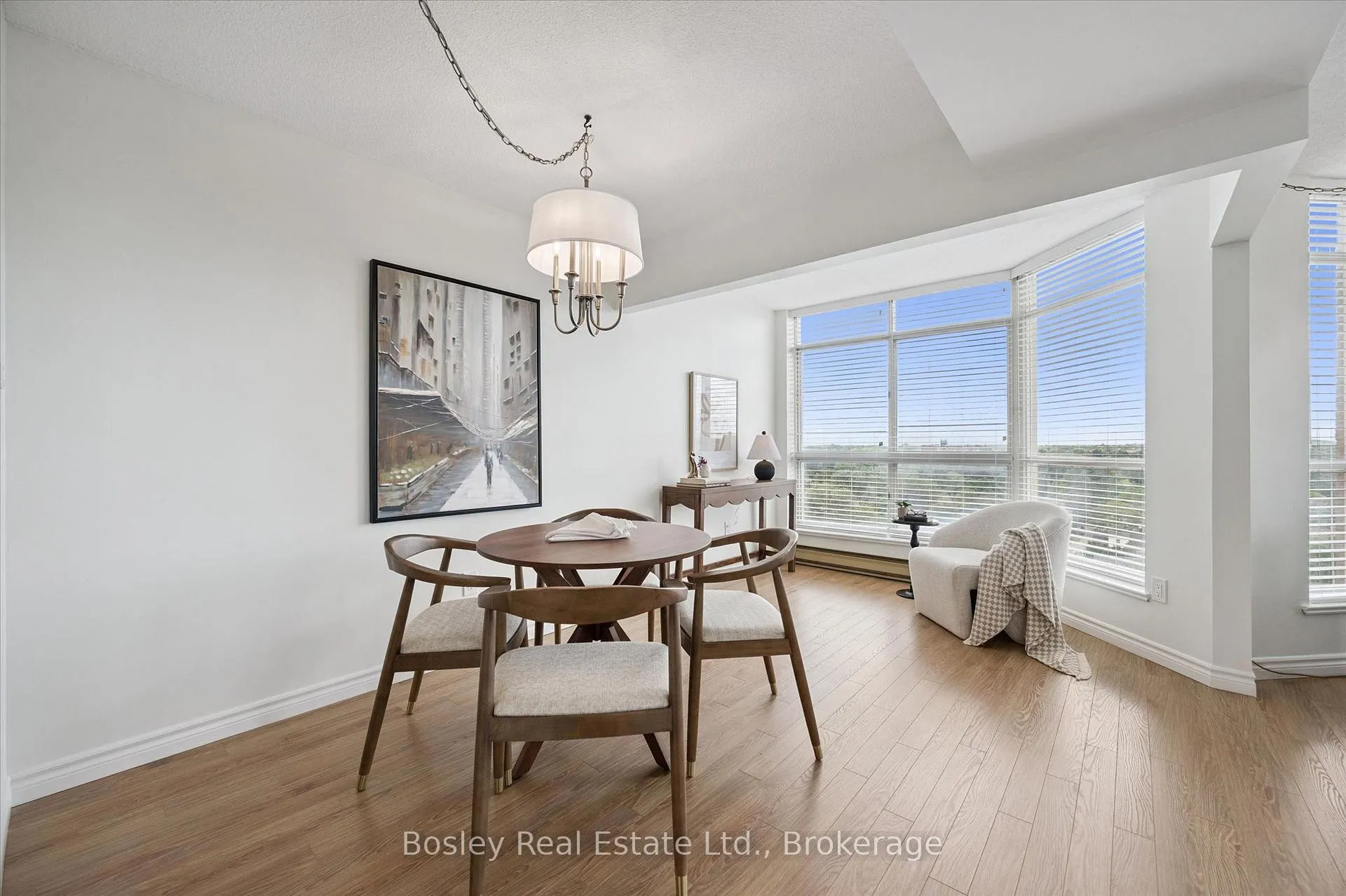 Photo 12 of Unit 907, 1414 King Street E, Kitchener — HOMEH