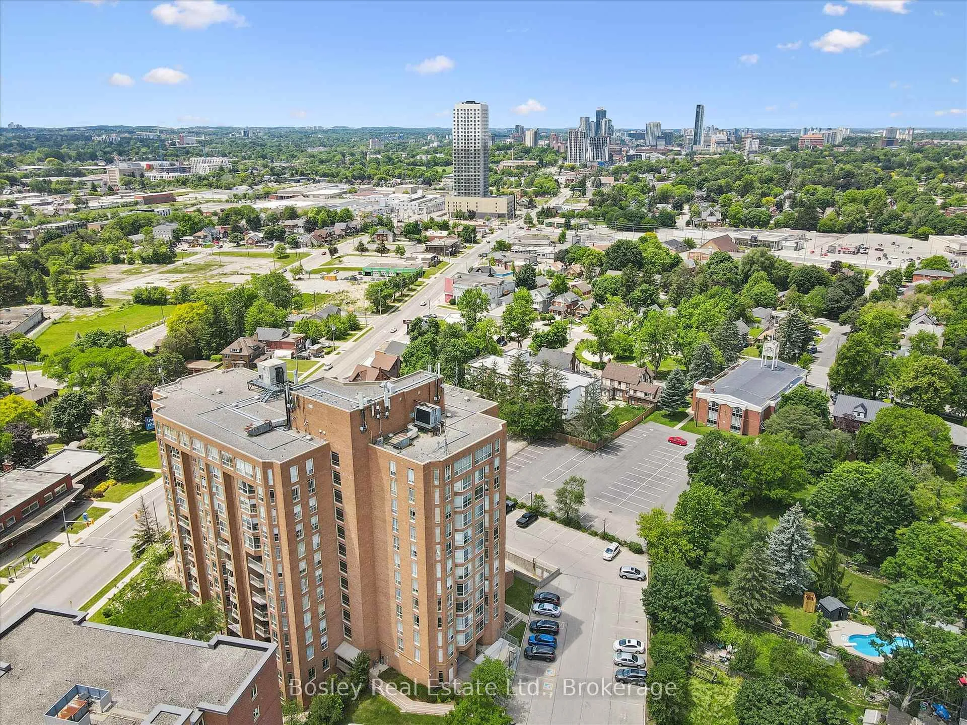 Photo 42 of Unit 907, 1414 King Street E, Kitchener — HOMEH
