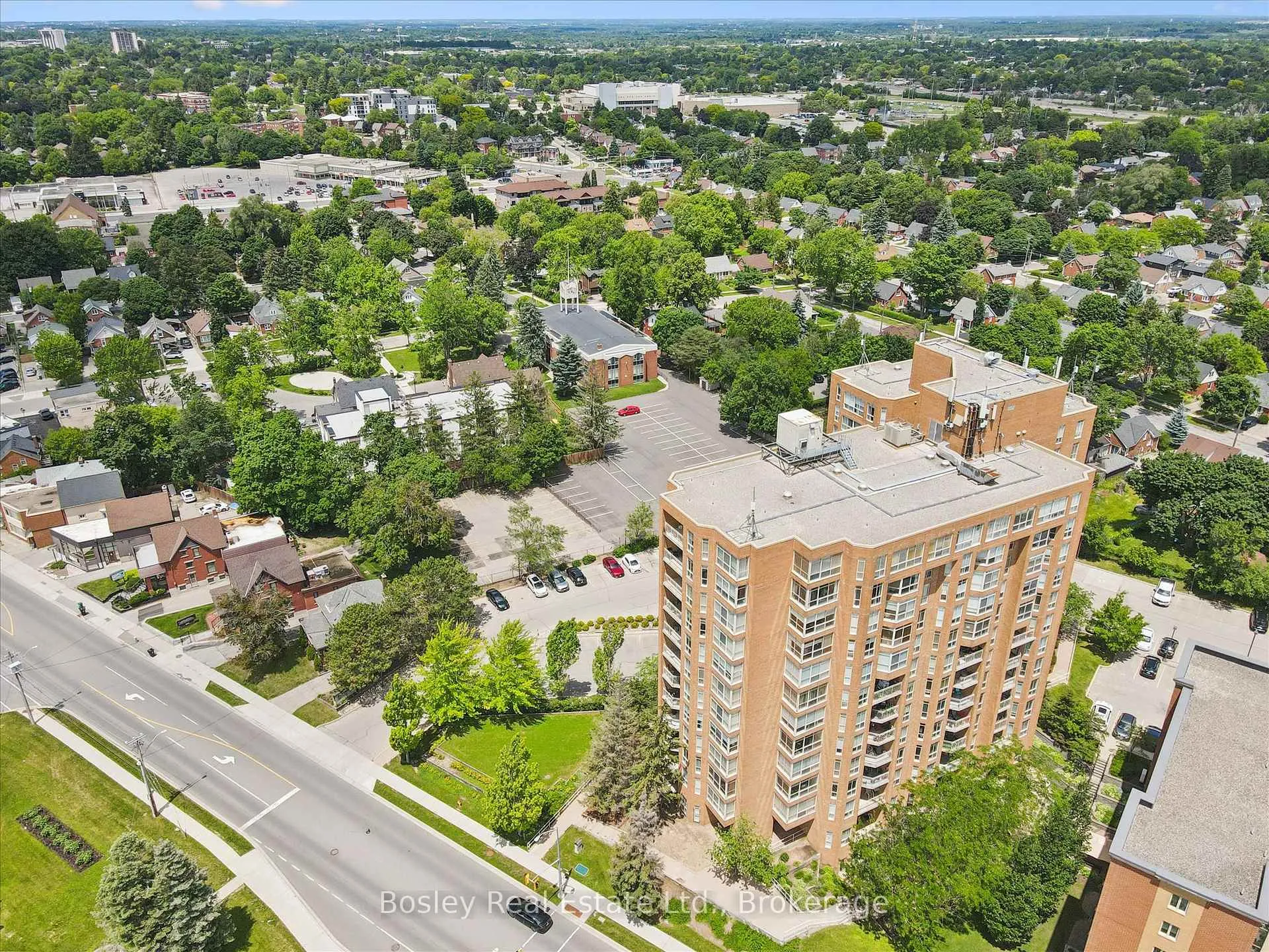 Photo 44 of Unit 907, 1414 King Street E, Kitchener — HOMEH