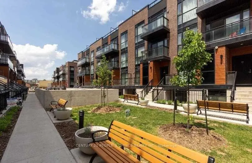 Photo 1 of Unit D 702, 5289 Highway 7, Vaughan, Vaughan Grove — HOMEH