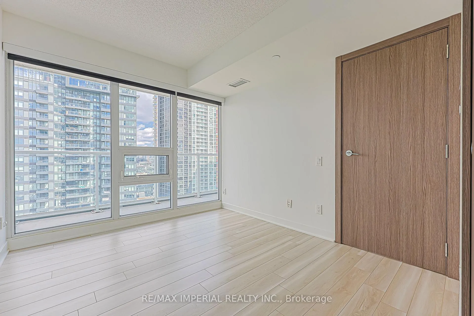 Photo 22 of Unit 2707, 17 Bathurst Street, Toronto, Waterfront Communities — HOMEH