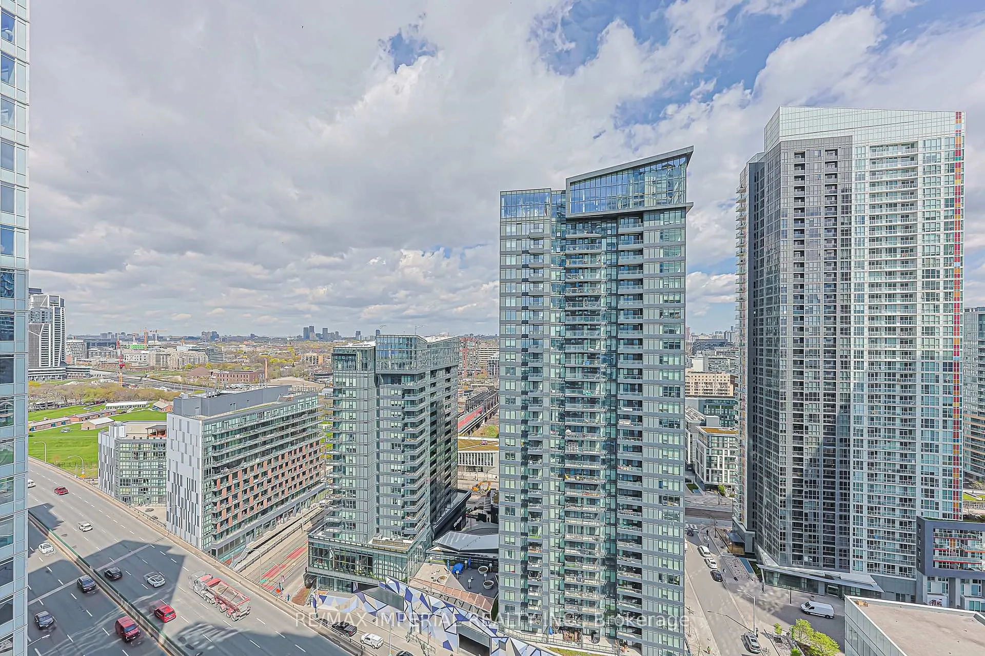 Photo 32 of Unit 2707, 17 Bathurst Street, Toronto, Waterfront Communities — HOMEH