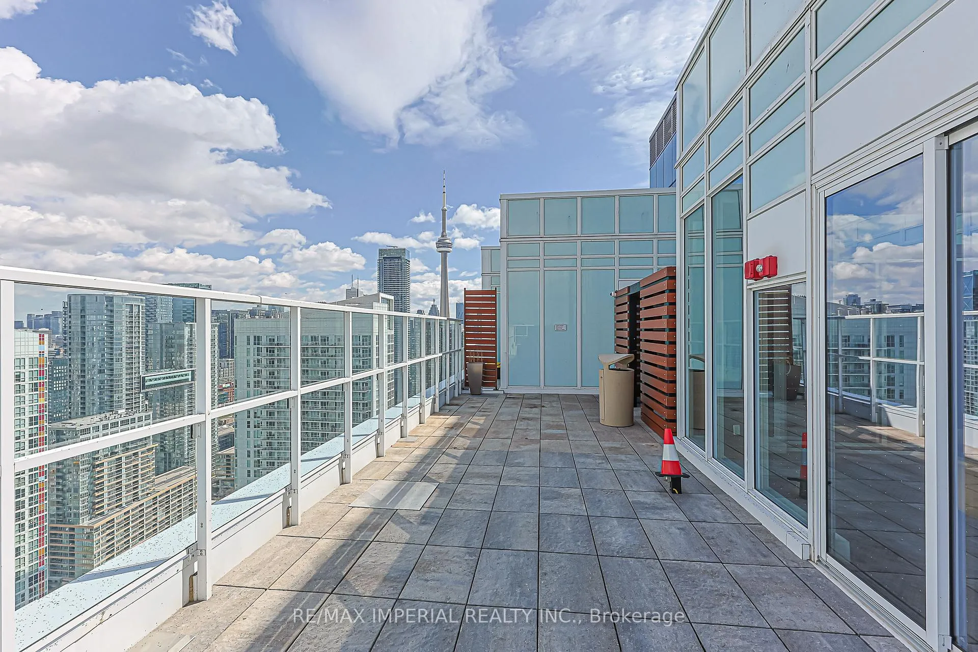 Photo 42 of Unit 2707, 17 Bathurst Street, Toronto, Waterfront Communities — HOMEH