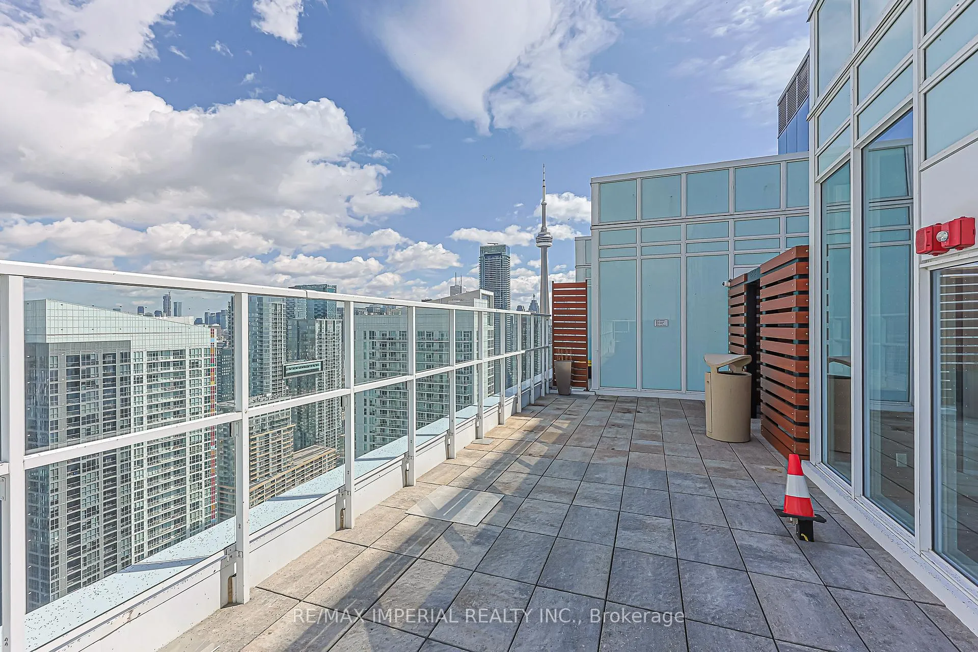 Photo 45 of Unit 2707, 17 Bathurst Street, Toronto, Waterfront Communities — HOMEH