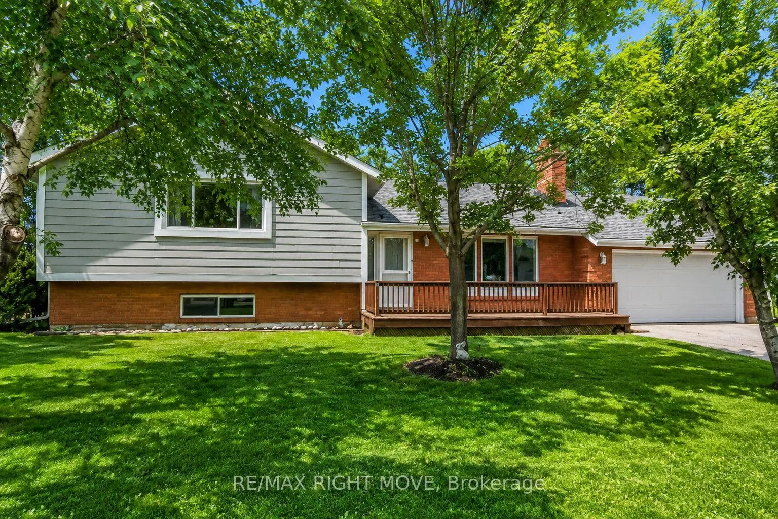 Photo 1 of 3811 Leo Crescent, Ramara, Rural Ramara — HOMEH