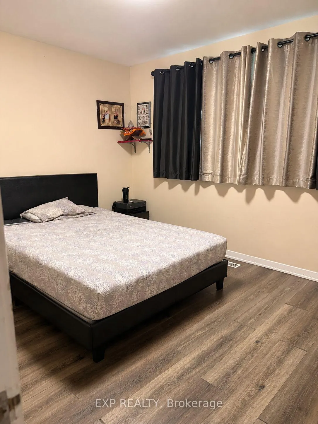 Photo 4 of 46 Autumn Boulevard, Brampton, Avondale — HOMEH