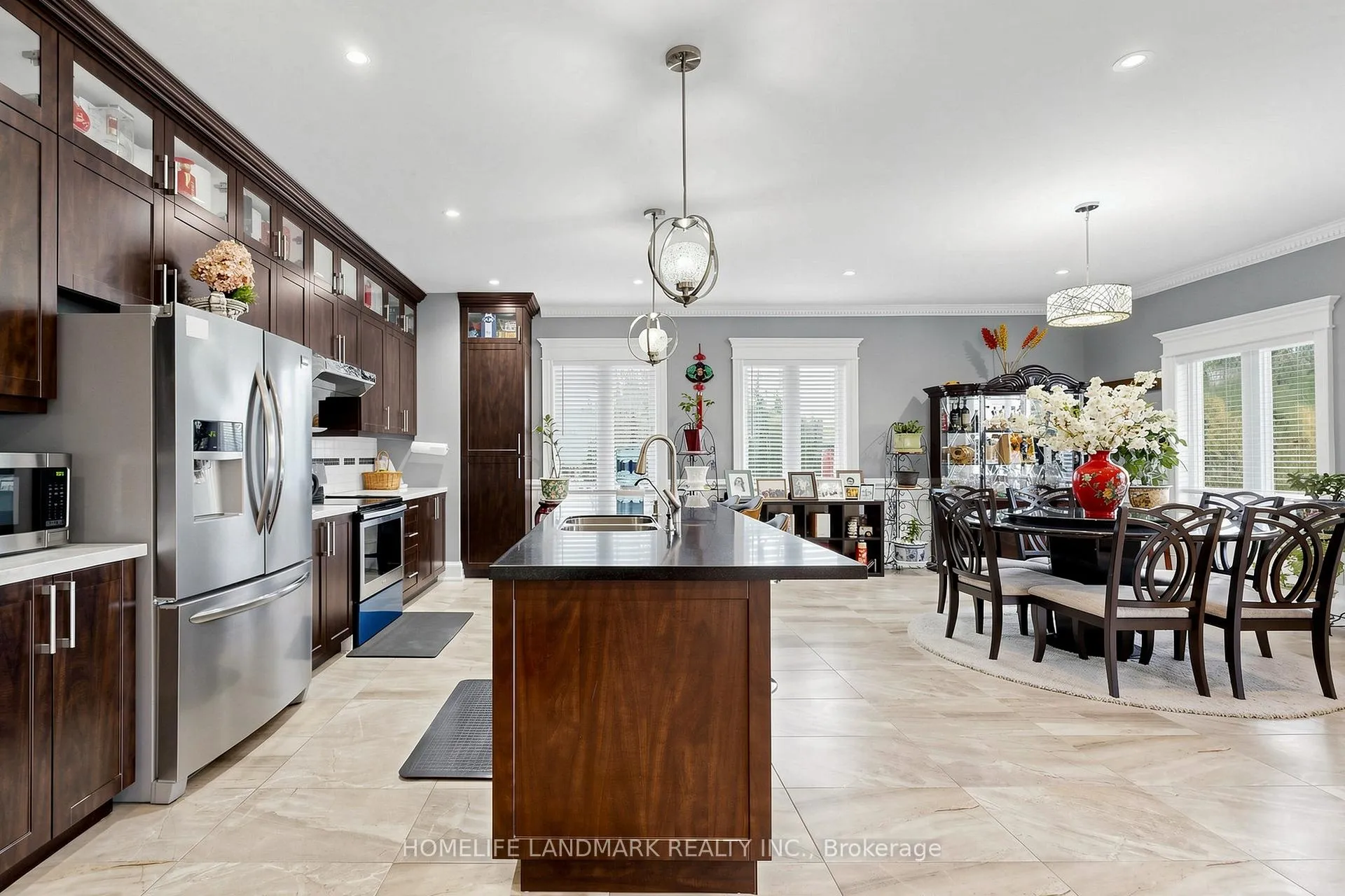 Photo 9 of 61 Irving Drive, Georgina, Pefferlaw — HOMEH