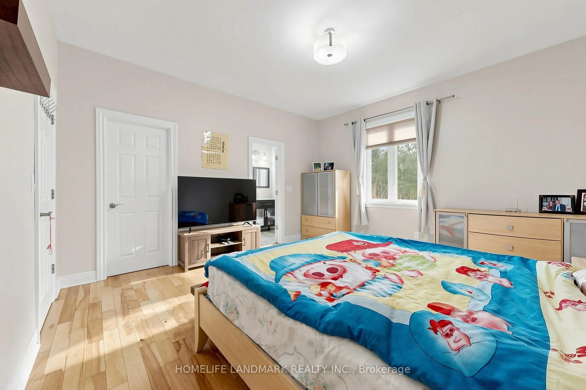 Photo 22 of 61 Irving Drive, Georgina, Pefferlaw — HOMEH