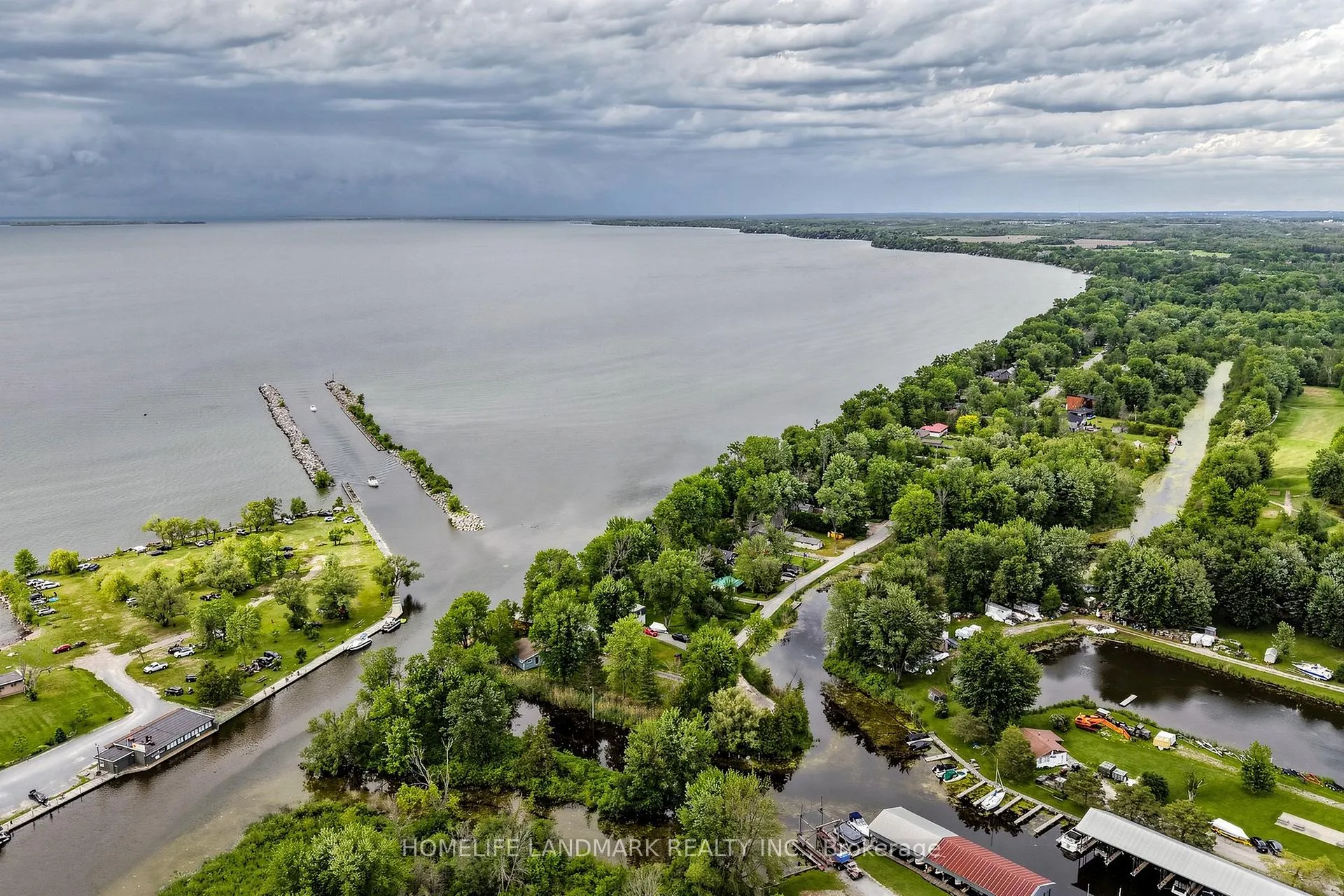Photo 50 of 61 Irving Drive, Georgina, Pefferlaw — HOMEH