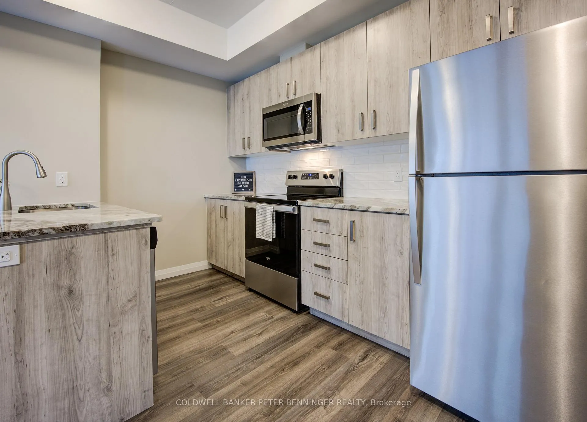 Photo 4 of Unit 712, 108 Garment Street, Kitchener, City Commercial Core — HOMEH
