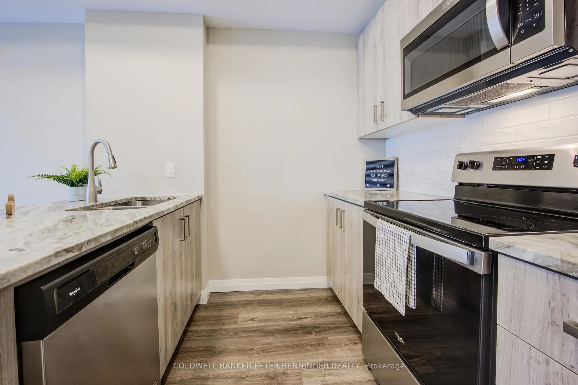 Photo 8 of Unit 712, 108 Garment Street, Kitchener, City Commercial Core — HOMEH