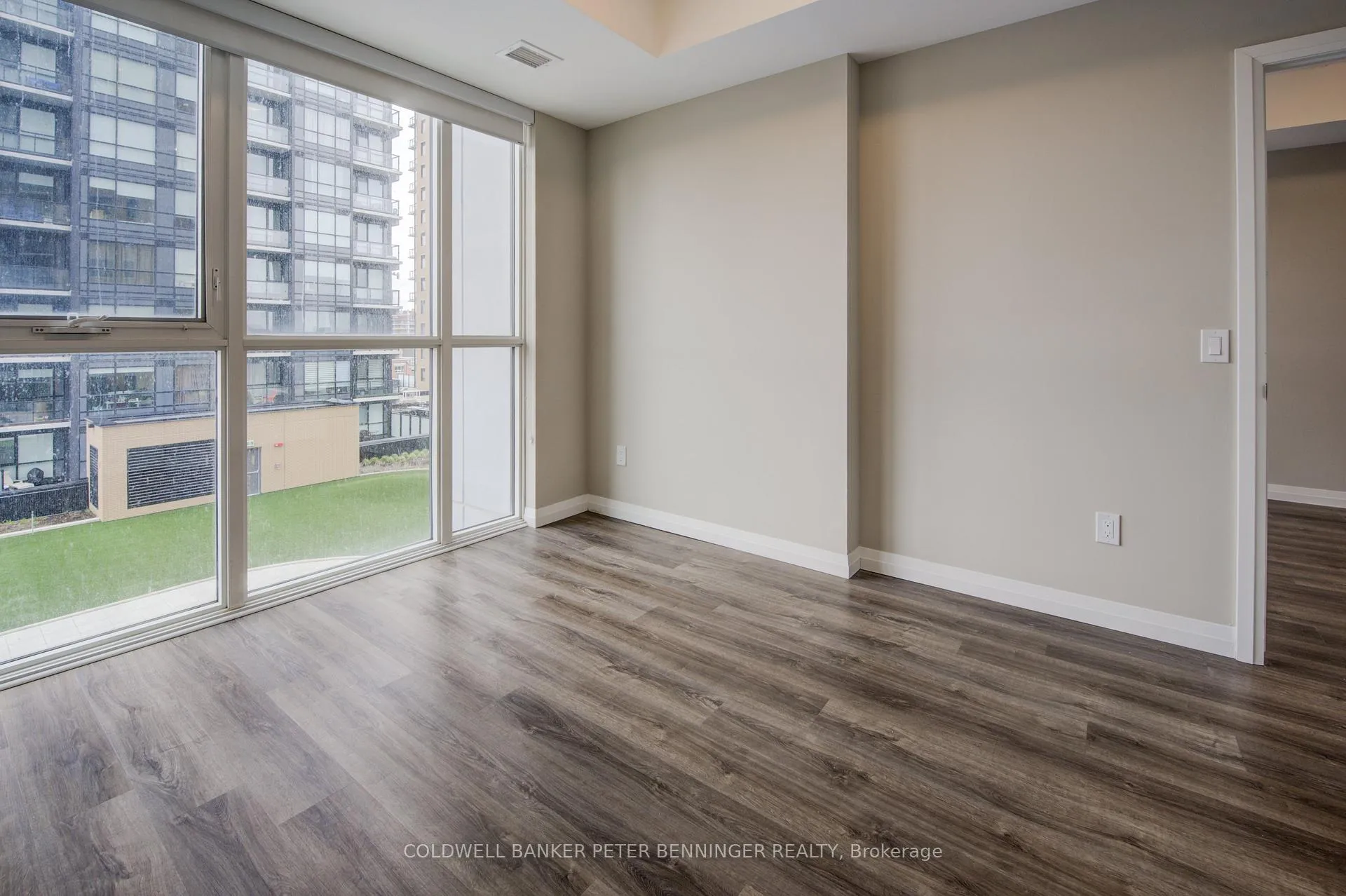 Photo 14 of Unit 712, 108 Garment Street, Kitchener, City Commercial Core — HOMEH