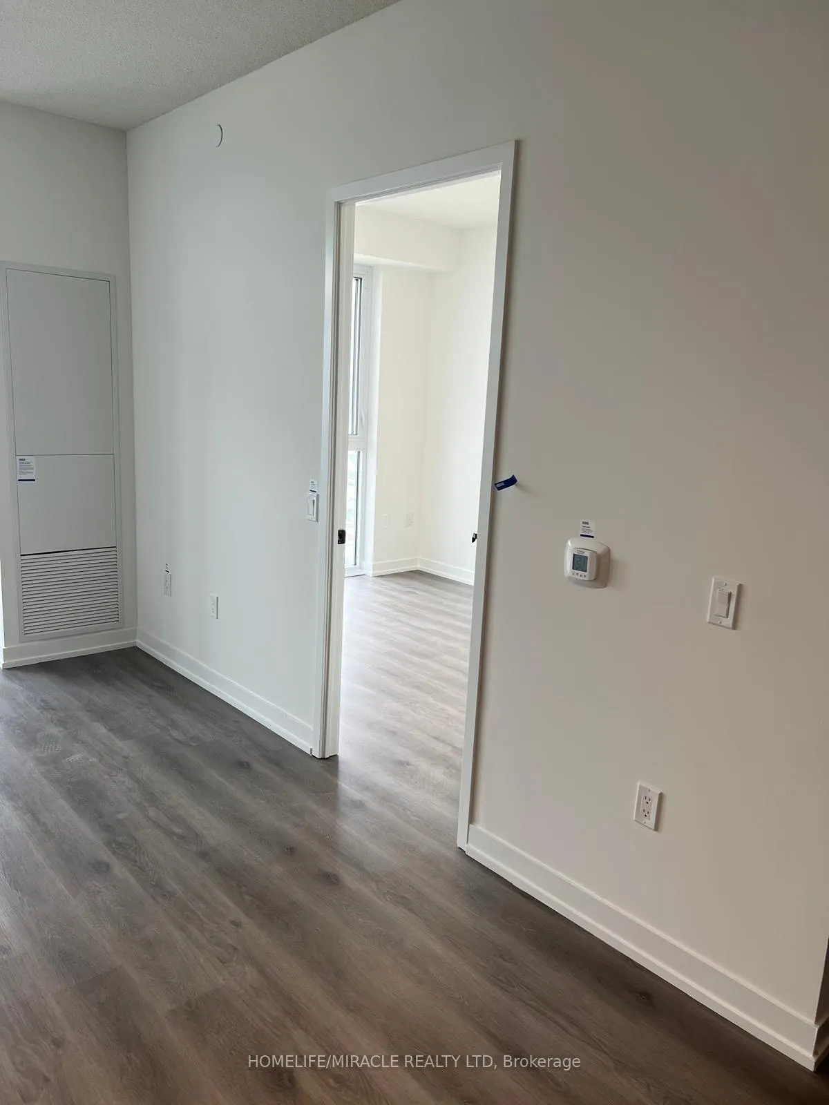 Photo 7 of Unit 5711, 225 Commerce Street, Vaughan, Vaughan Corporate Centre — HOMEH