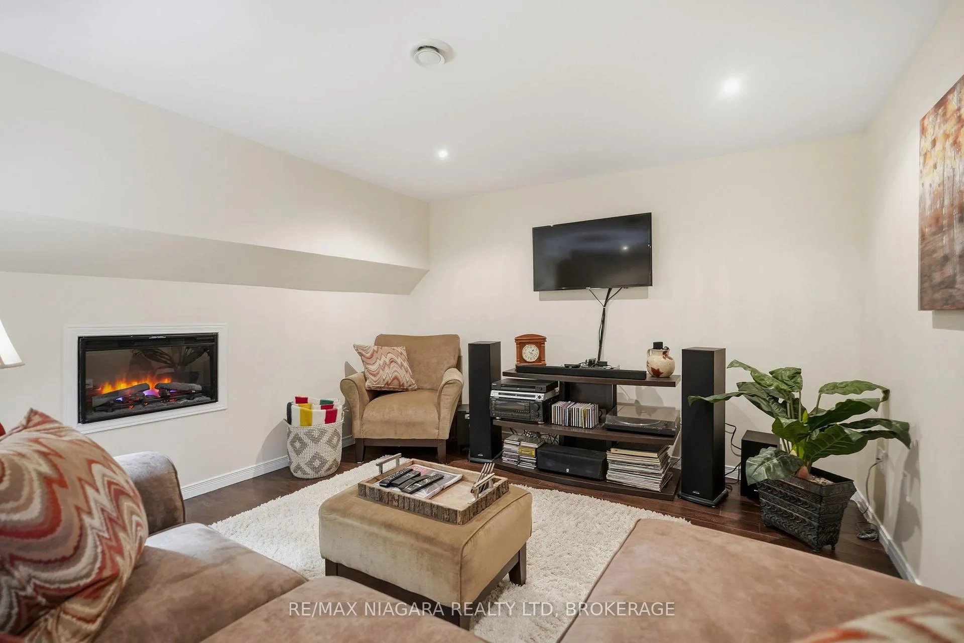 Photo 25 of Unit 28, 64 Forster Street, St. Catharines, Vine/Linwell — HOMEH