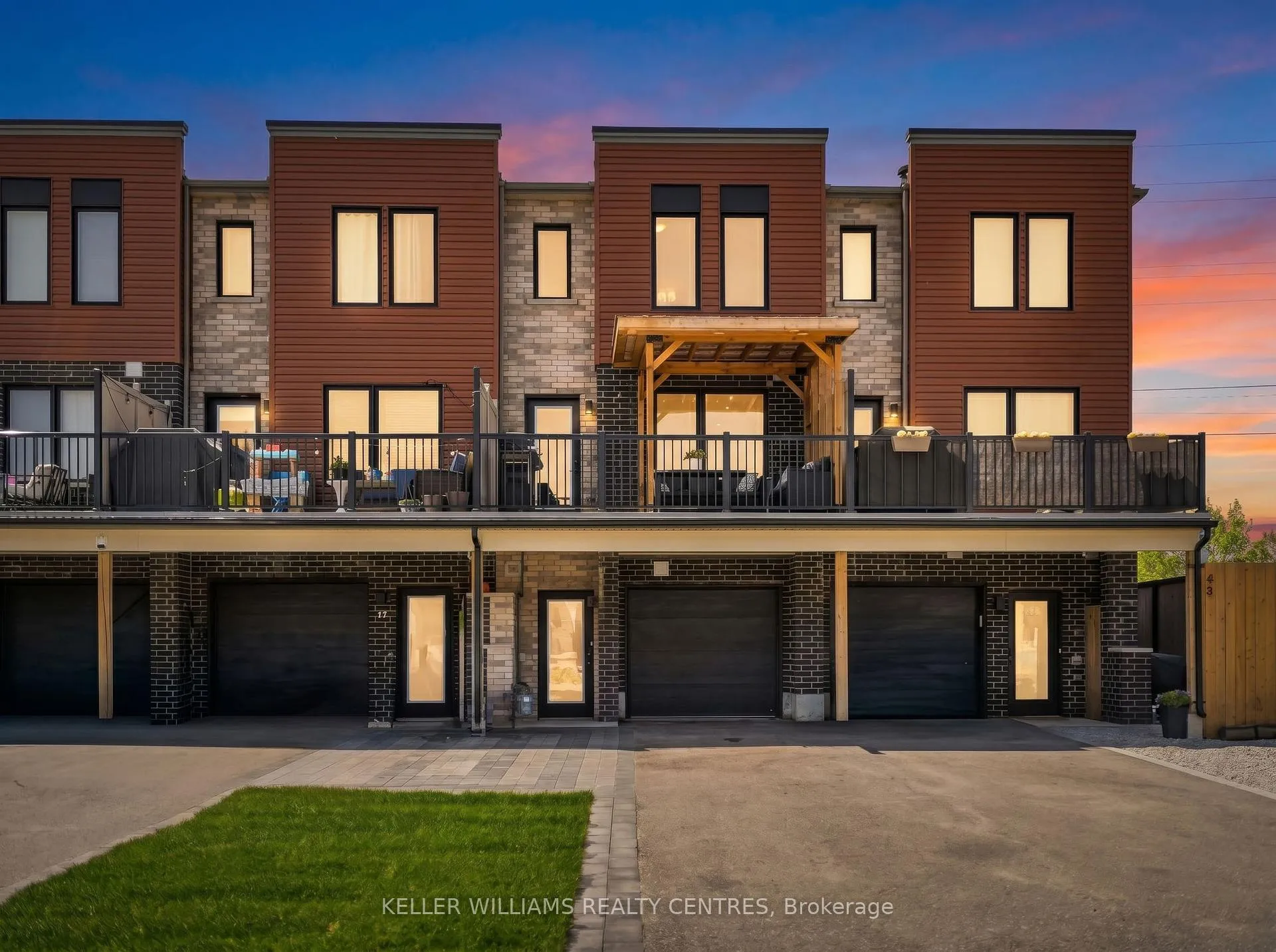Front of 43 Fairlane Avenue