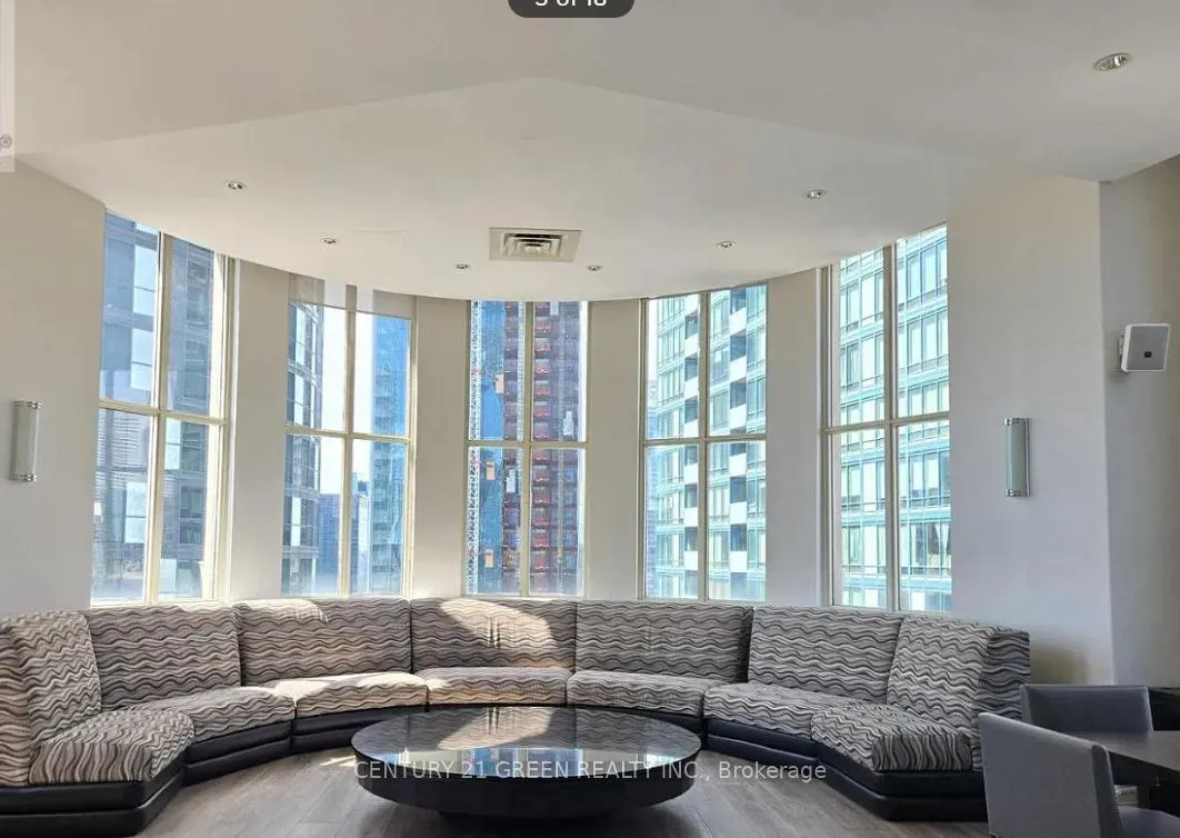 Photo 5 of Unit 314, 25 The Esplanade, Toronto, Waterfront Communities — HOMEH