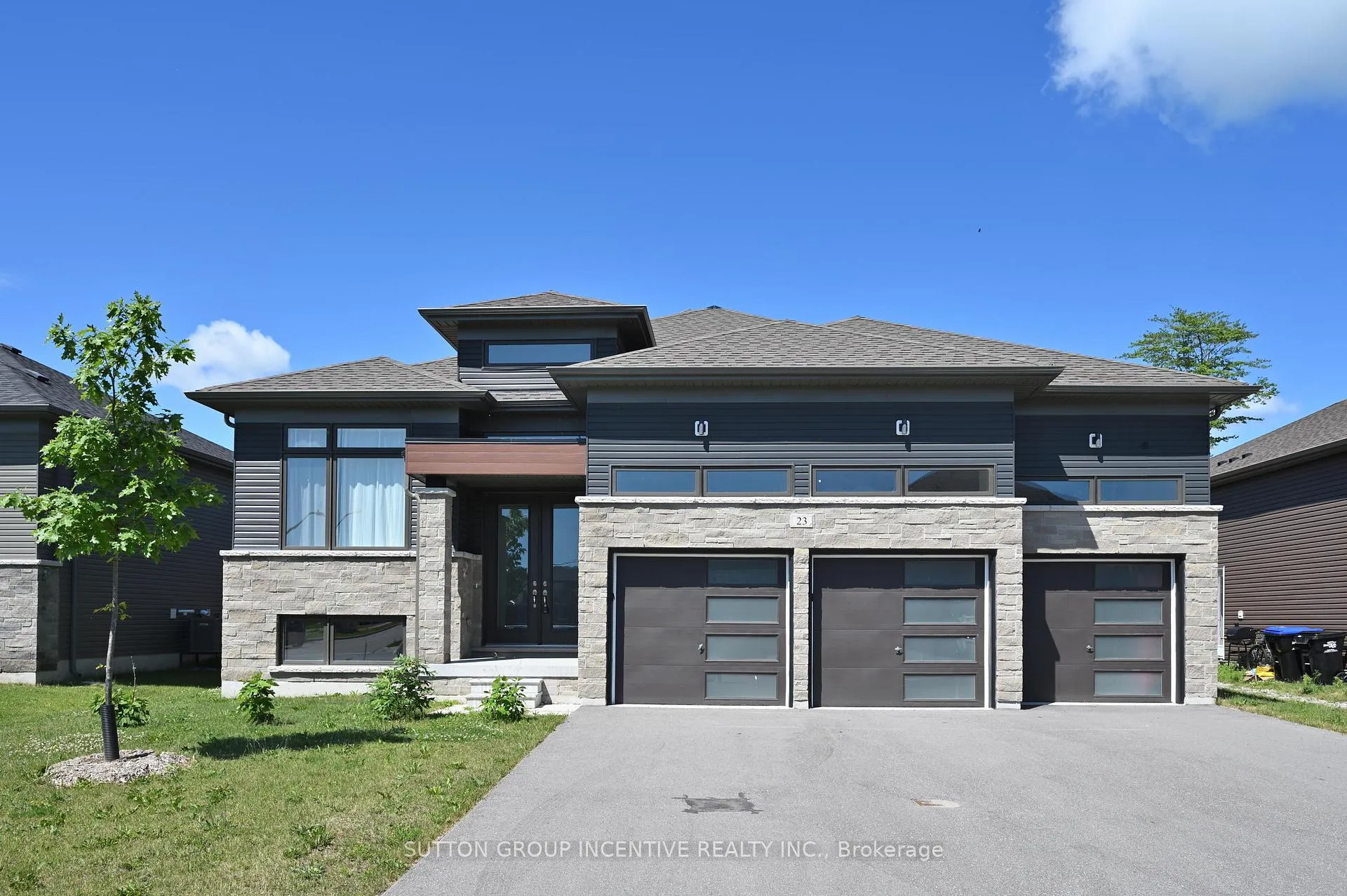 Photo 1 of 23 Beatrice Drive, Wasaga Beach — HOMEH
